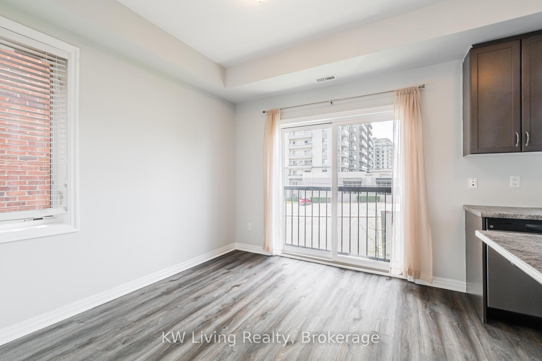 70 Plains Road Unit 18 - Condo photo 17 of 50 in Burlington, Ontario