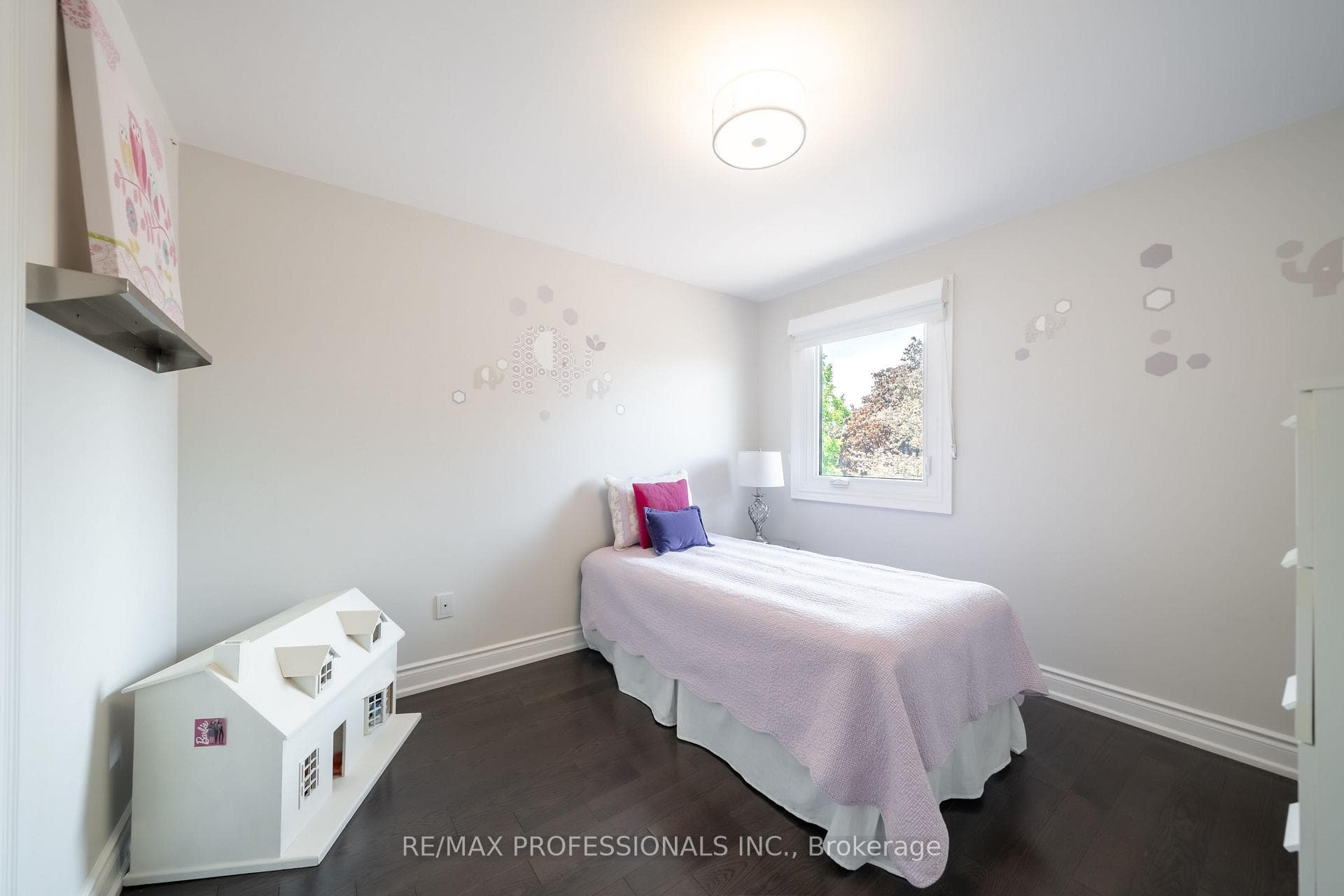 4021 Sasha Court - Detached photo 20 of 44 in Mississauga, Ontario
