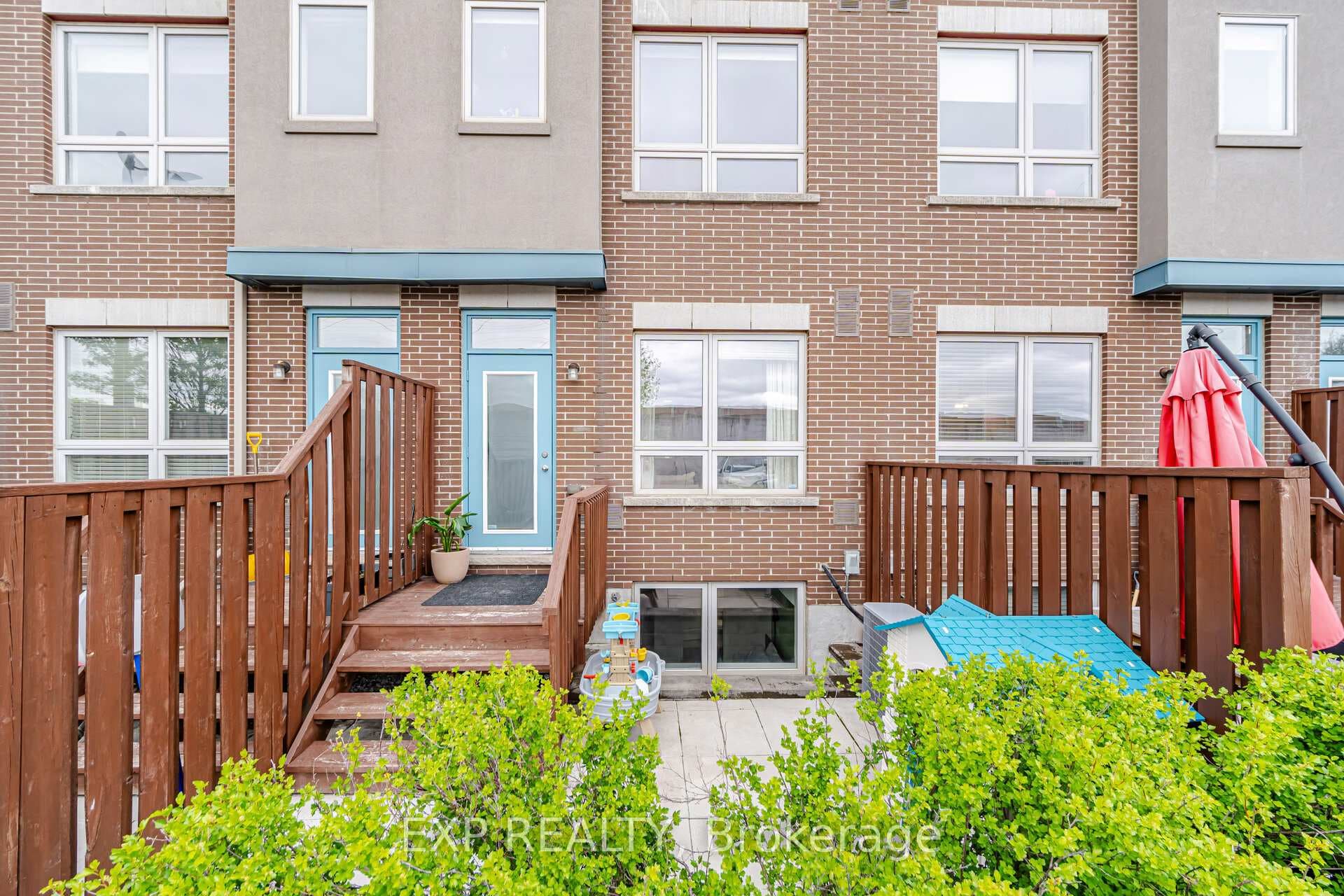 110 Caledonia Park Road Unit 2 - Condo photo 36 of 38 in Keelesdale / Eglinton West, Ontario