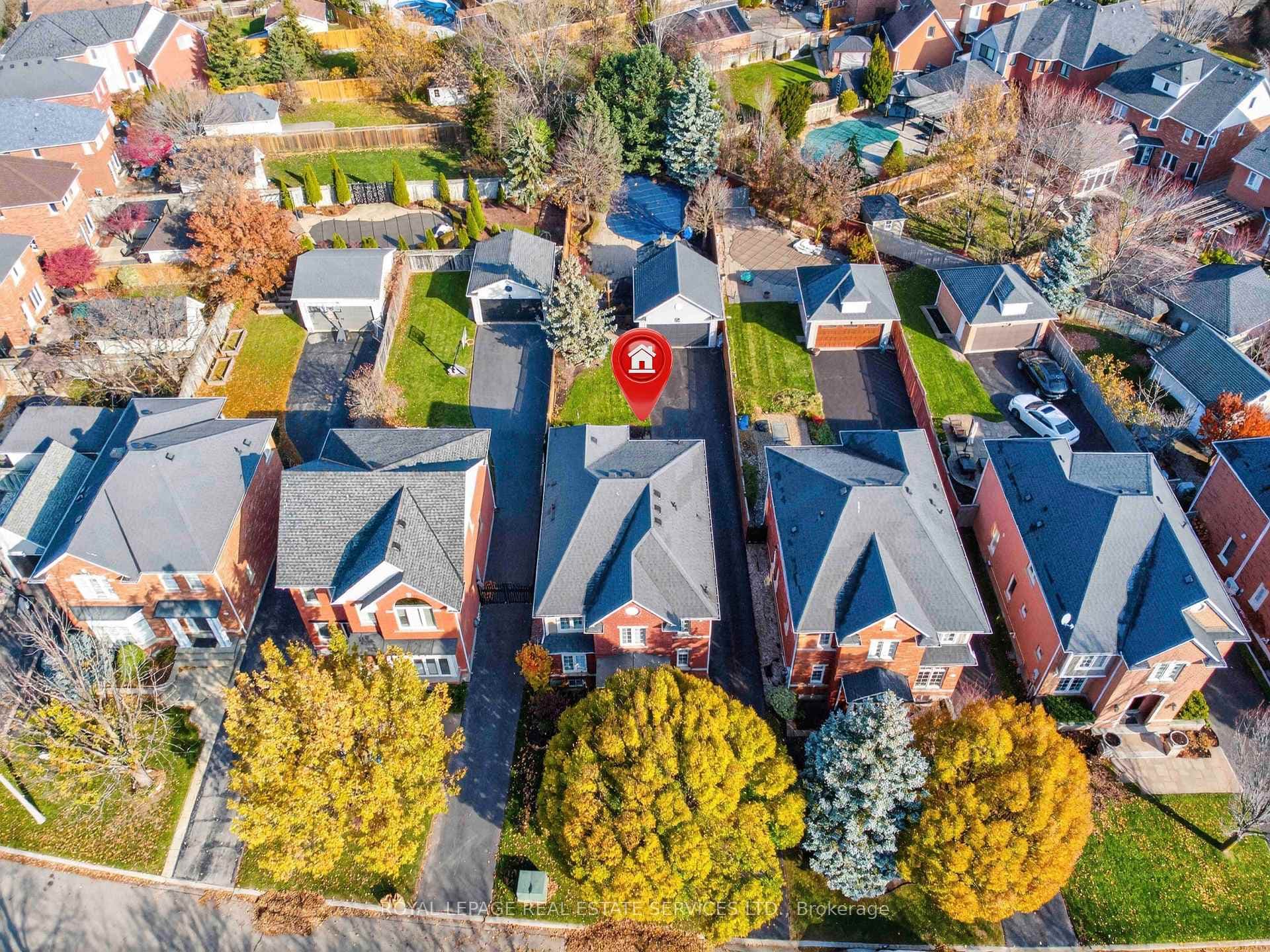 2393 Ennerdale Road - Detached for sale in Glen Abbey, Ontario