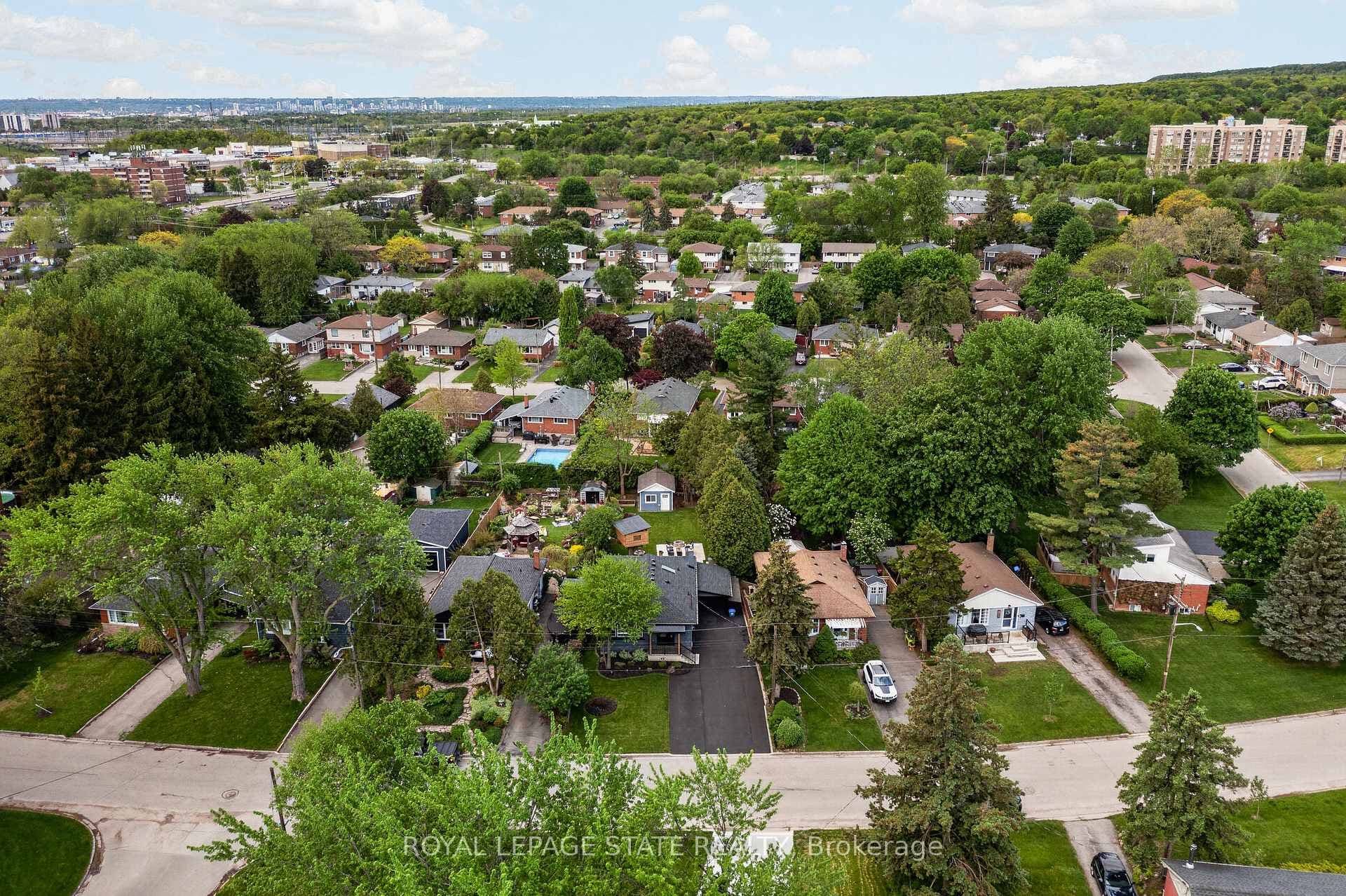 1396 Niels Avenue - Detached photo 44 of 50 in Burlington, Ontario