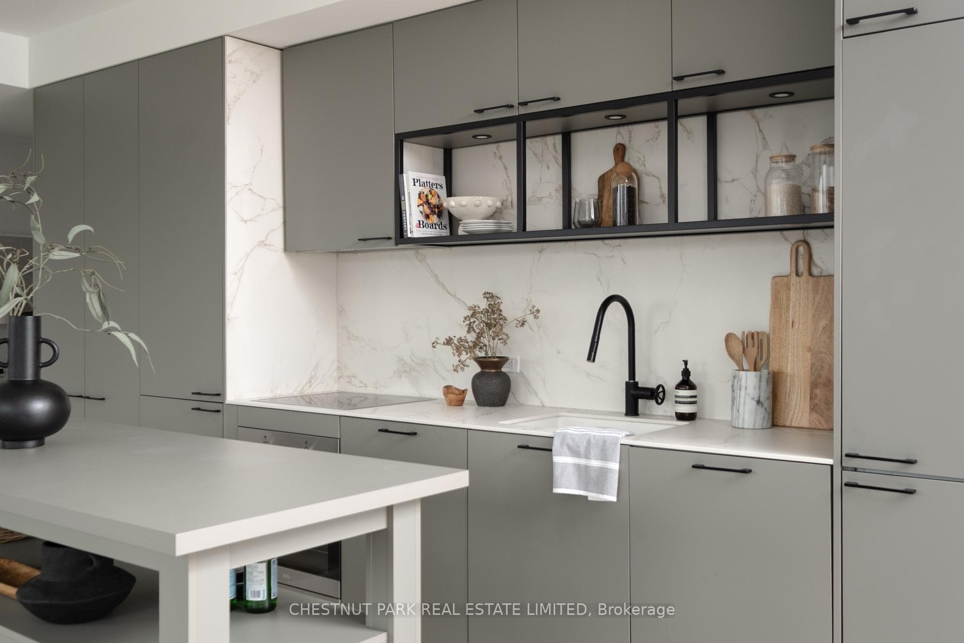 505 Richmond Street Unit 926 - Condo photo 8 of 33 in Downtown Toronto / Waterfront, Ontario