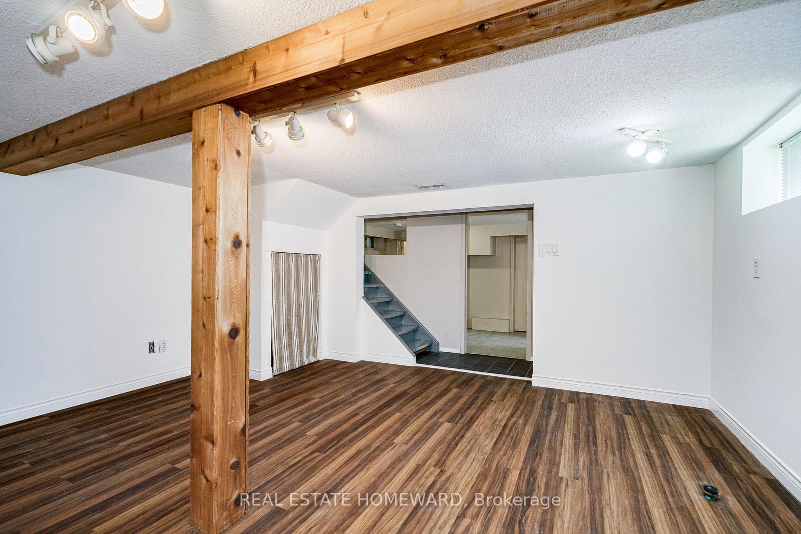 20 Aylesworth Avenue - Detached photo 34 of 49 in Birch Cliff / Cliffside, Ontario