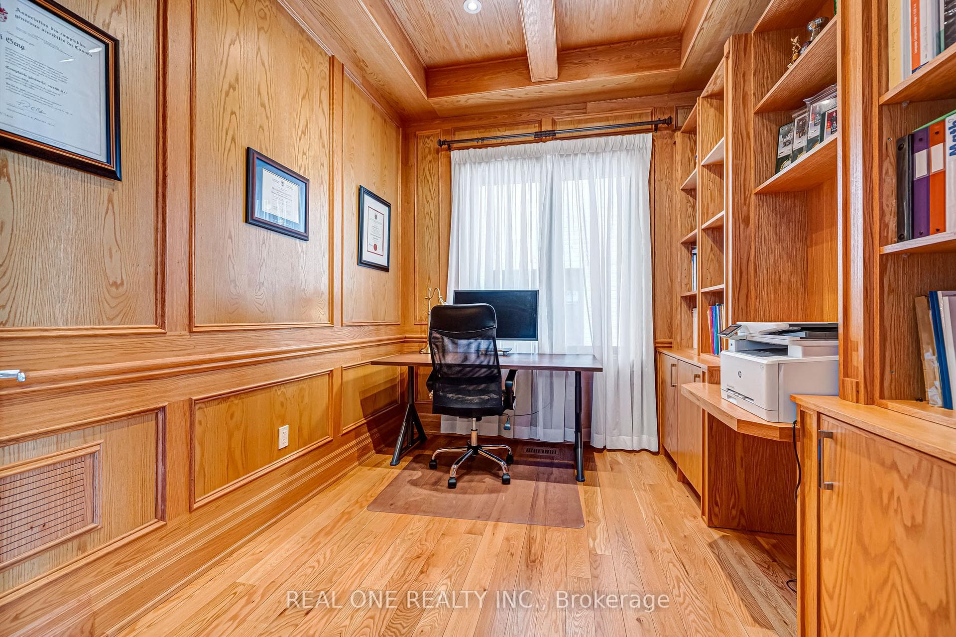241 Florence Avenue - Detached photo 12 of 50 in Thornhill / Willowdale, Ontario