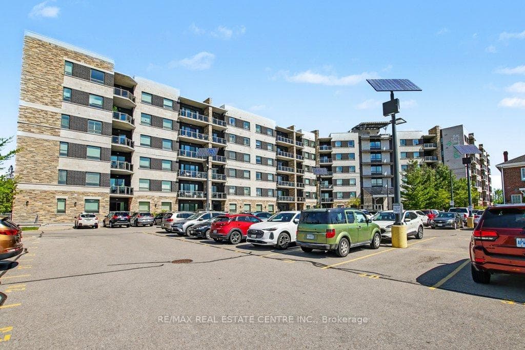 33 Whitmer Street Unit 214 - home for sale in Milton, Ontario