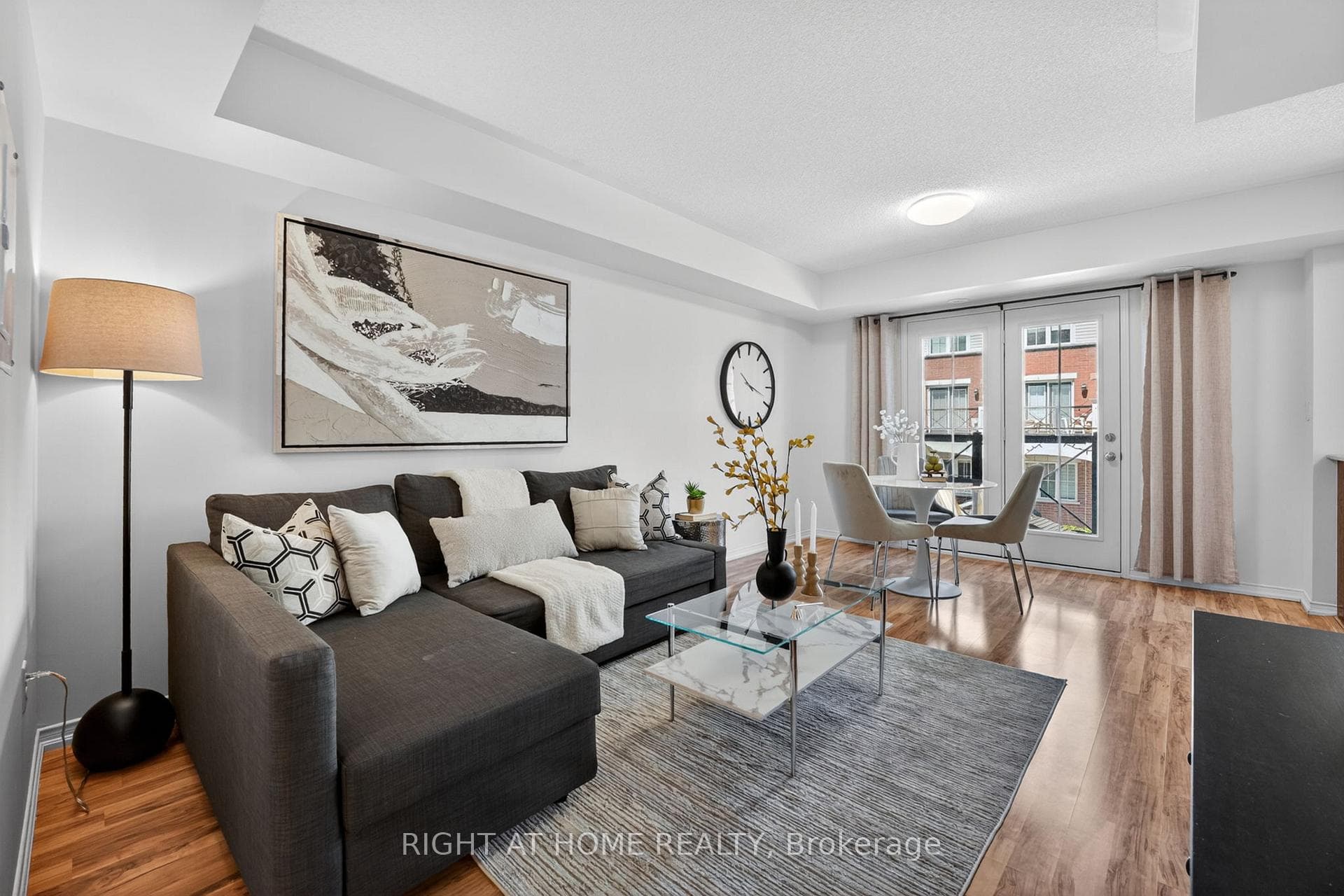 2480 Post Road Unit 26 - Condo photo 3 of 38 in Oakville, Ontario