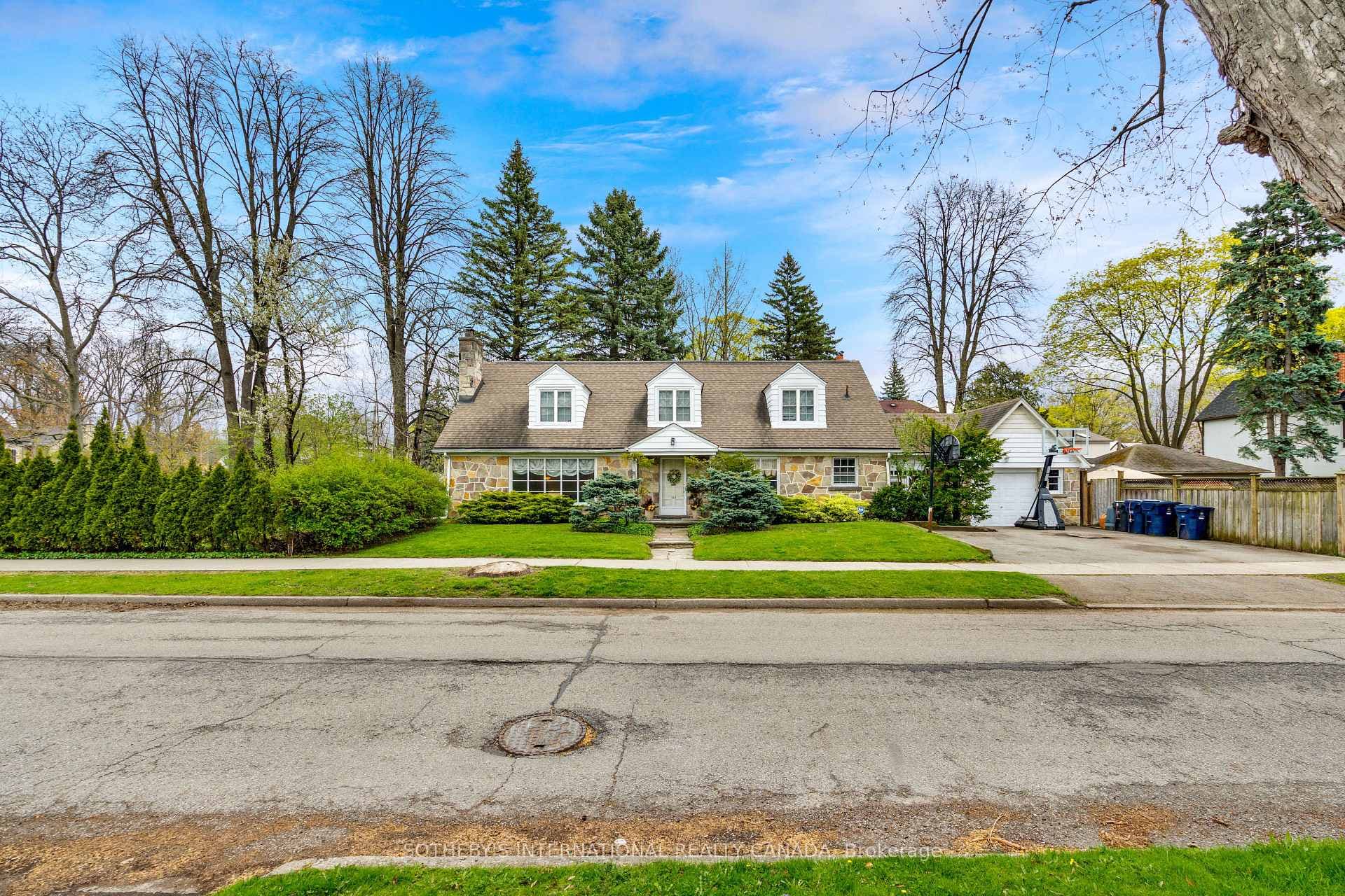 103 Willingdon Boulevard - Detached photo 13 of 39 in Etobicoke (Islington / Rexdale), Ontario