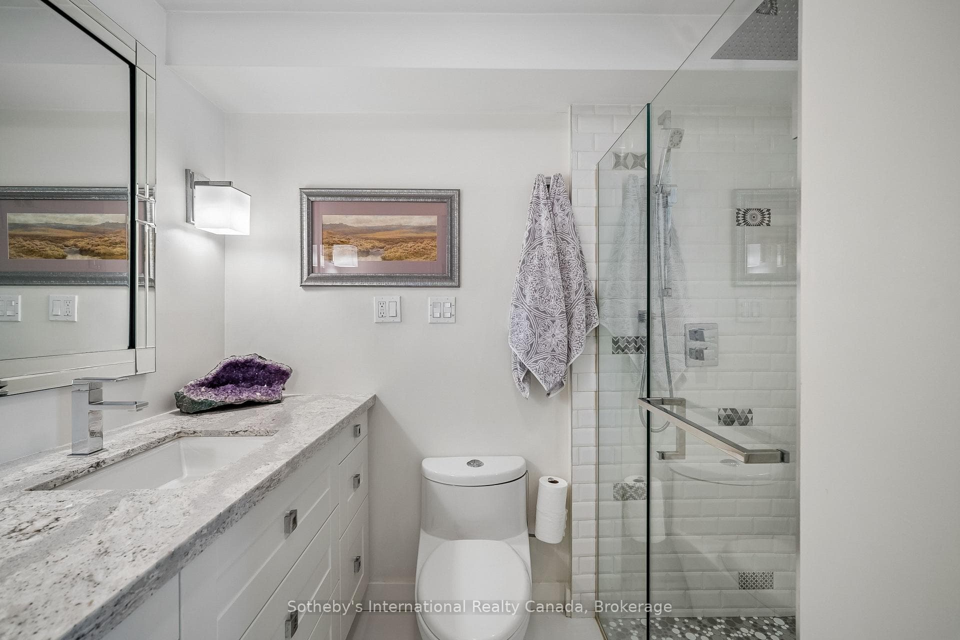 2066 Water's Edge Drive - Townhouse photo 37 of 48 in Oakville, Ontario
