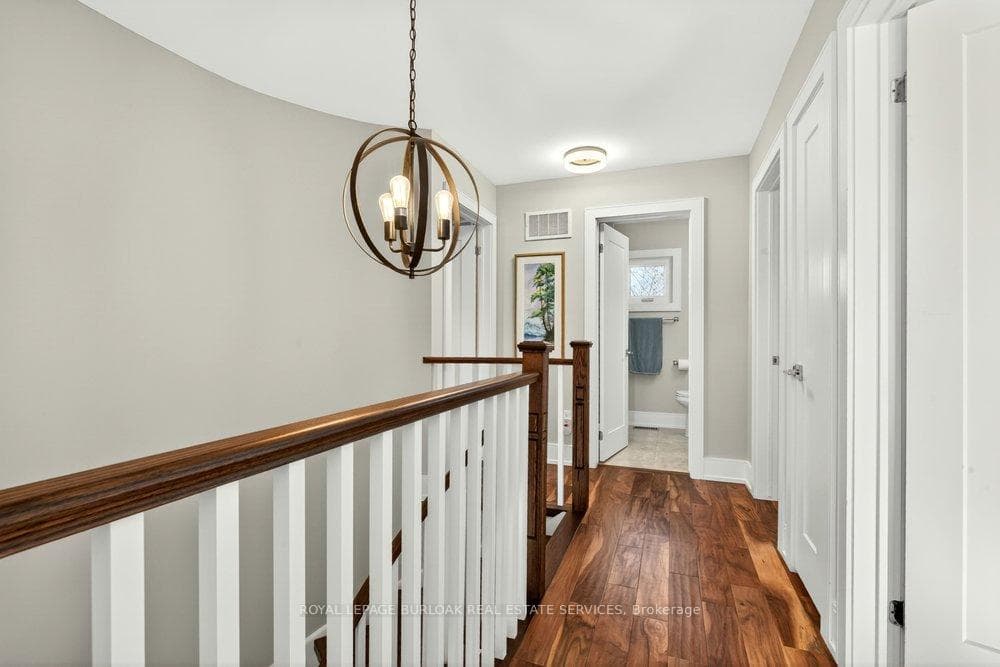 1078 Augustus Drive - Detached photo 24 of 49 in Burlington, Ontario