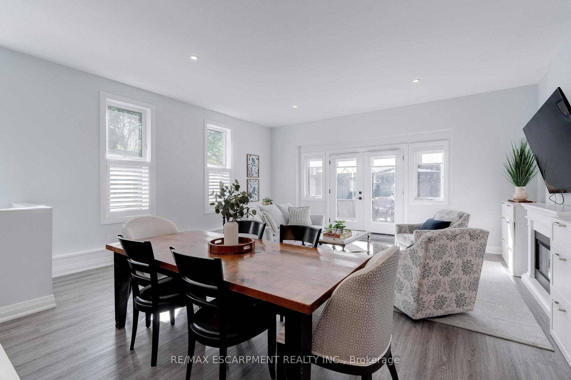 296 Kent Crescent - Multi-Family photo 35 of 50 in Burlington, Ontario