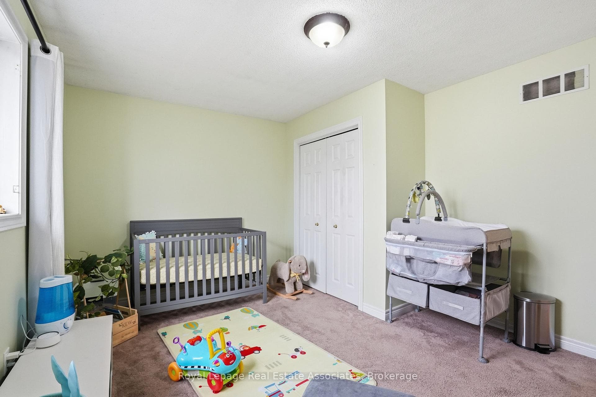 486 Delaney Court - Detached photo 33 of 48 in Burlington, Ontario