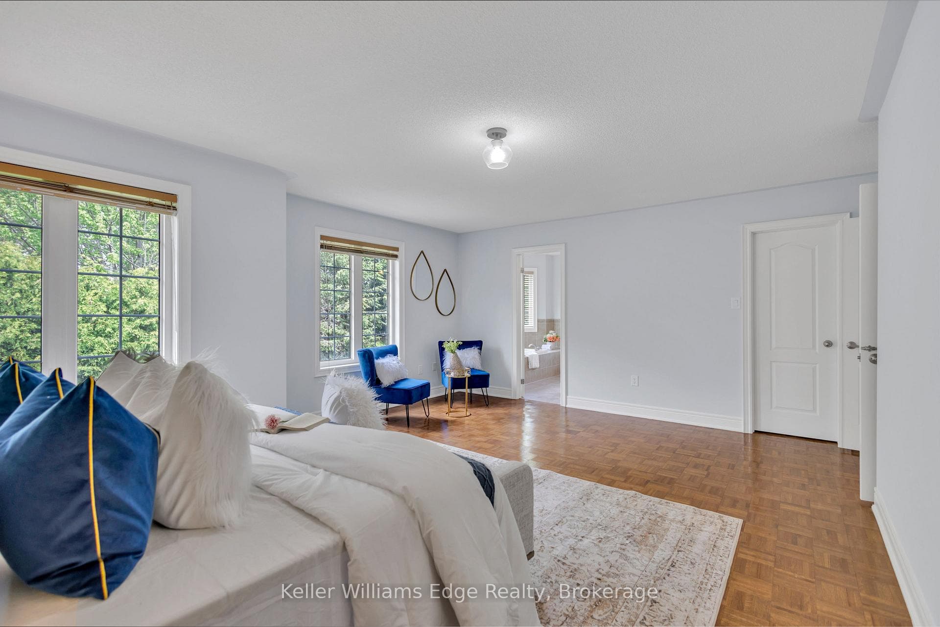 2241 Adirondak Trail - Detached photo 19 of 50 in Oakville, Ontario