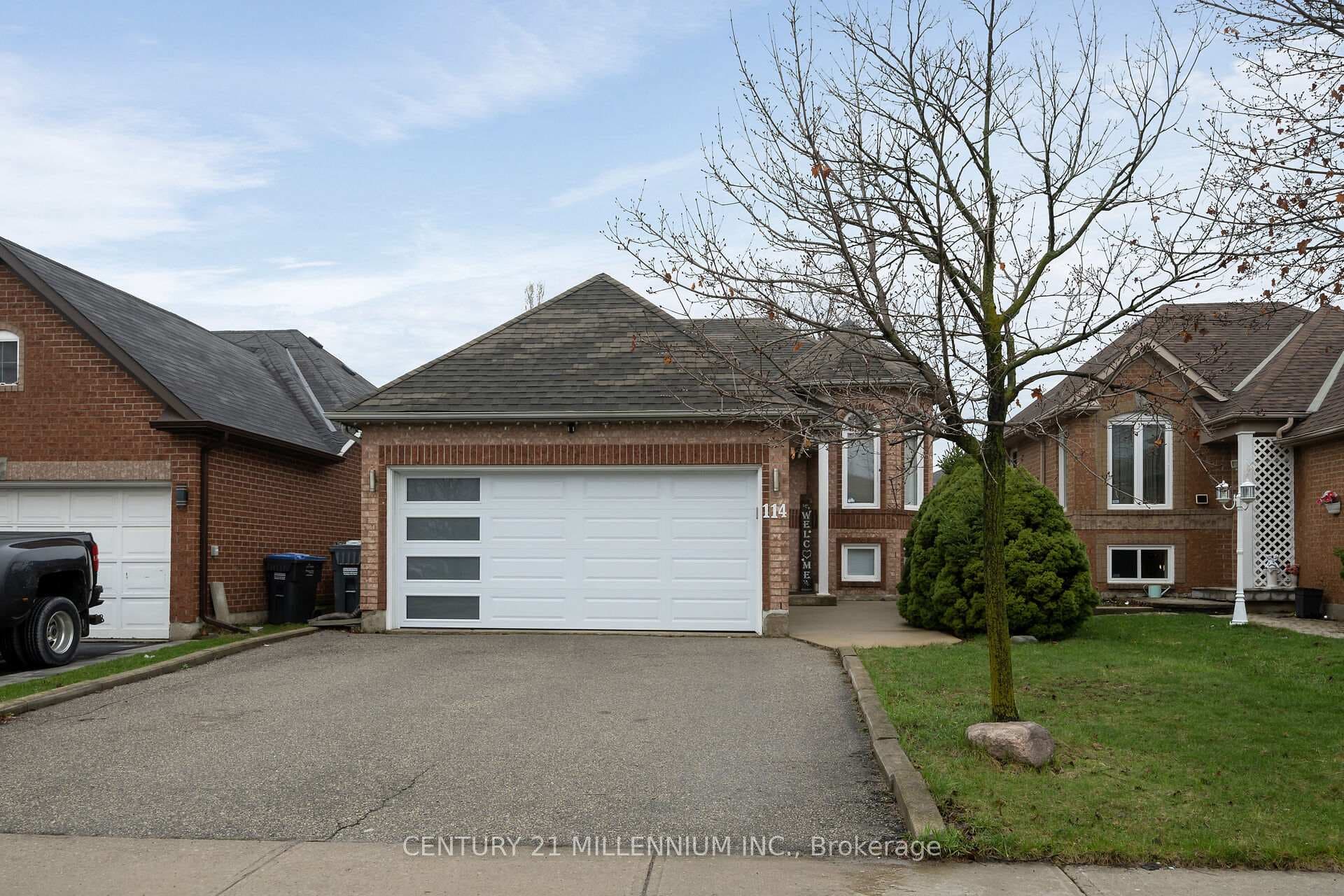 114 Royal Orchard Drive - Detached for sale in Heart Lake, Ontario
