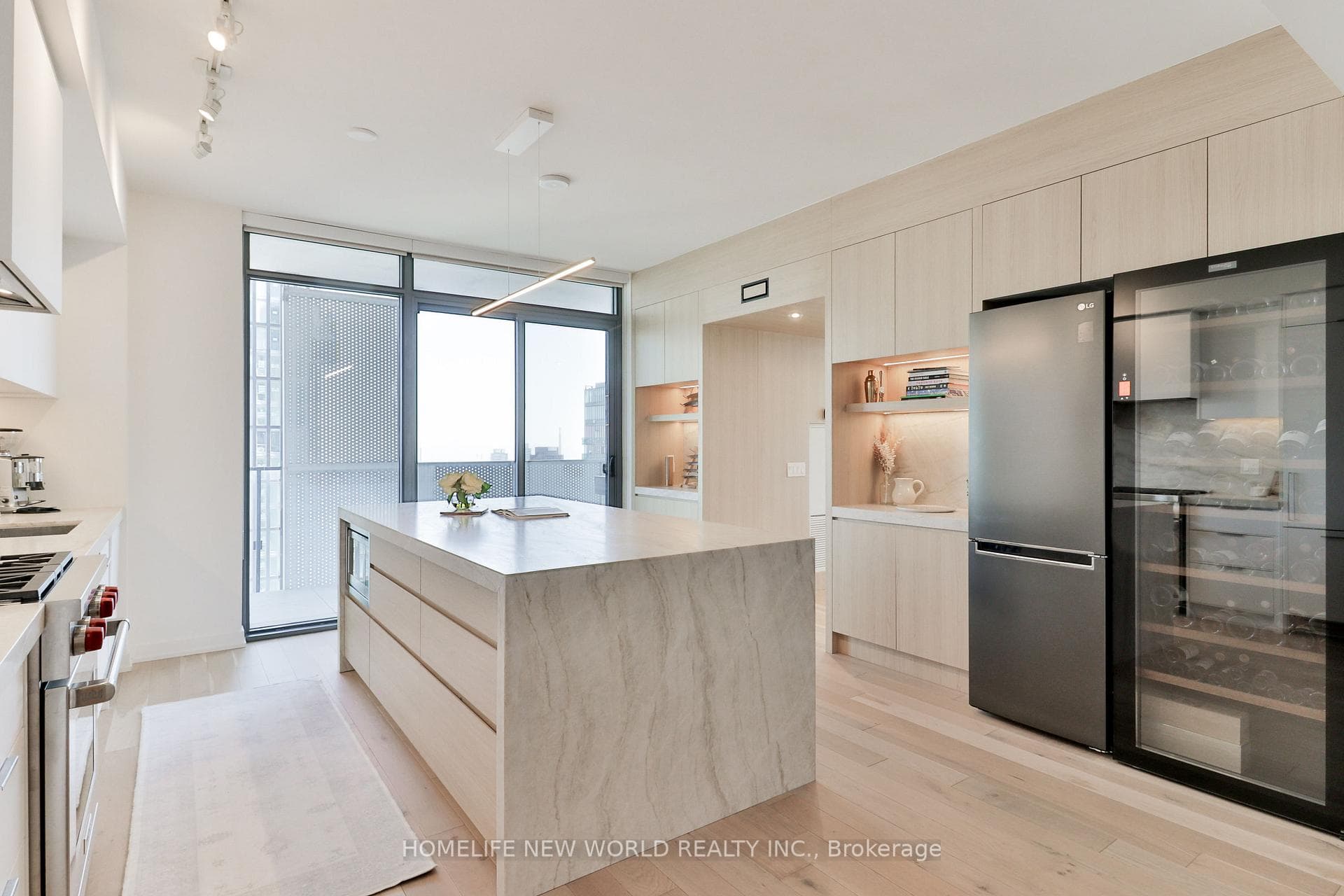 20 Lombard Street Unit 4202 - Condo photo 8 of 35 in Regent Park / Cabbagetown / St. James Town, Ontario