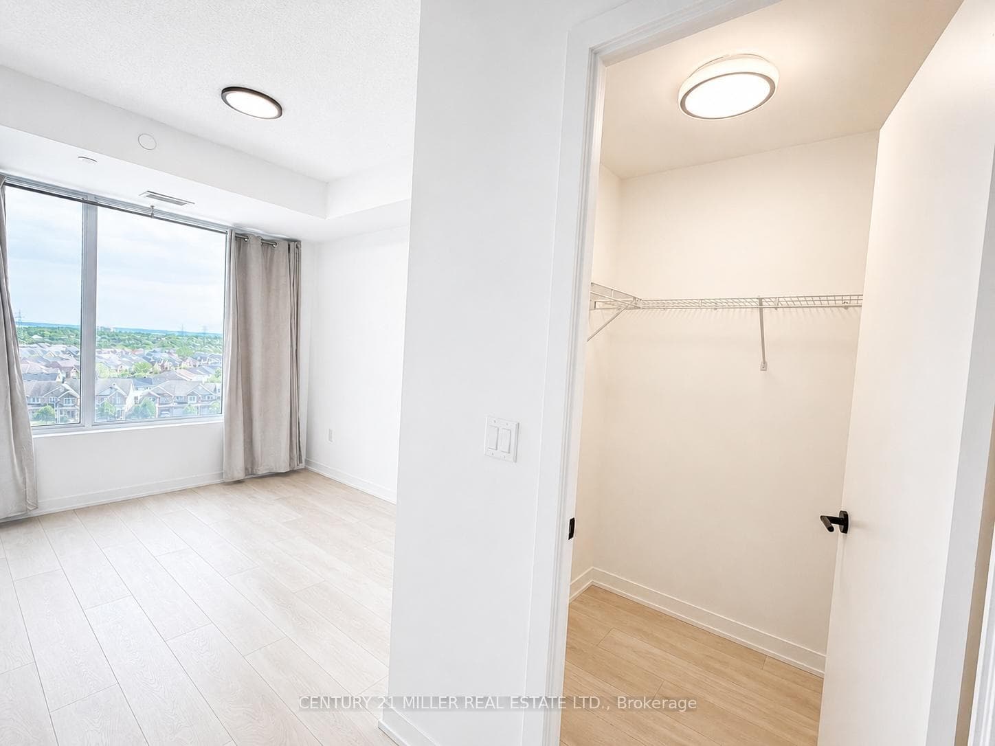 4878 Power Common Unit D811 - Condo photo 11 of 24 in Burlington, Ontario