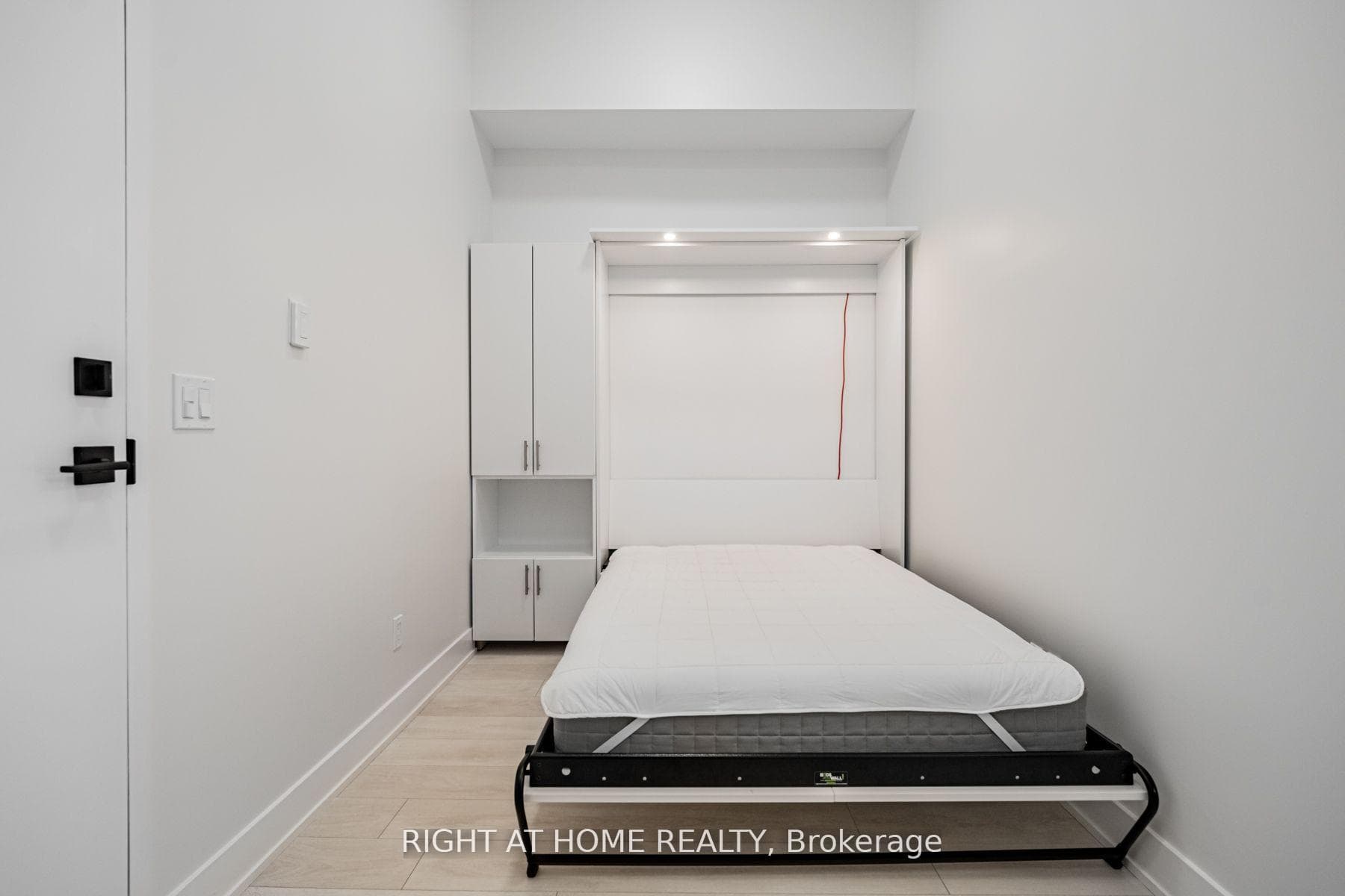 2485 Taunton Road Unit 451 - Condo photo 9 of 27 in Oakville, Ontario