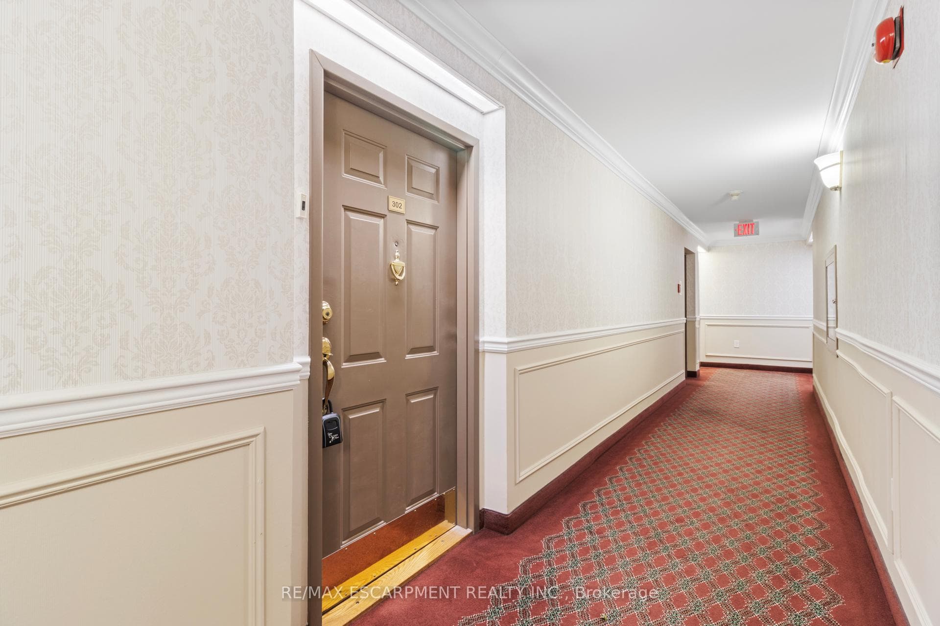 5070 Pinedale Avenue Unit 302 - Condo photo 23 of 36 in Burlington, Ontario