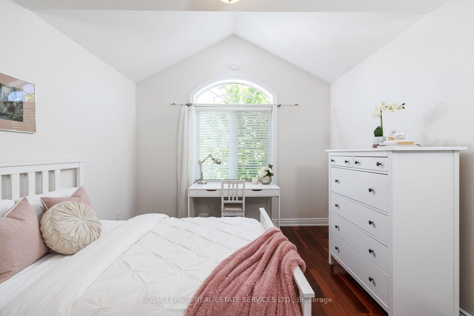 147 Innville Crescent - Detached photo 32 of 47 in Oakville, Ontario