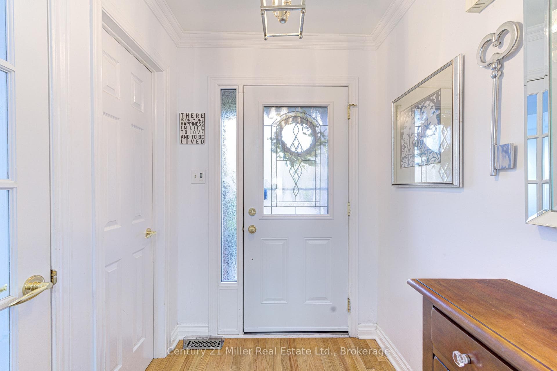 2256 MARGOT Street - Townhouse photo 4 of 46 in Oakville, Ontario