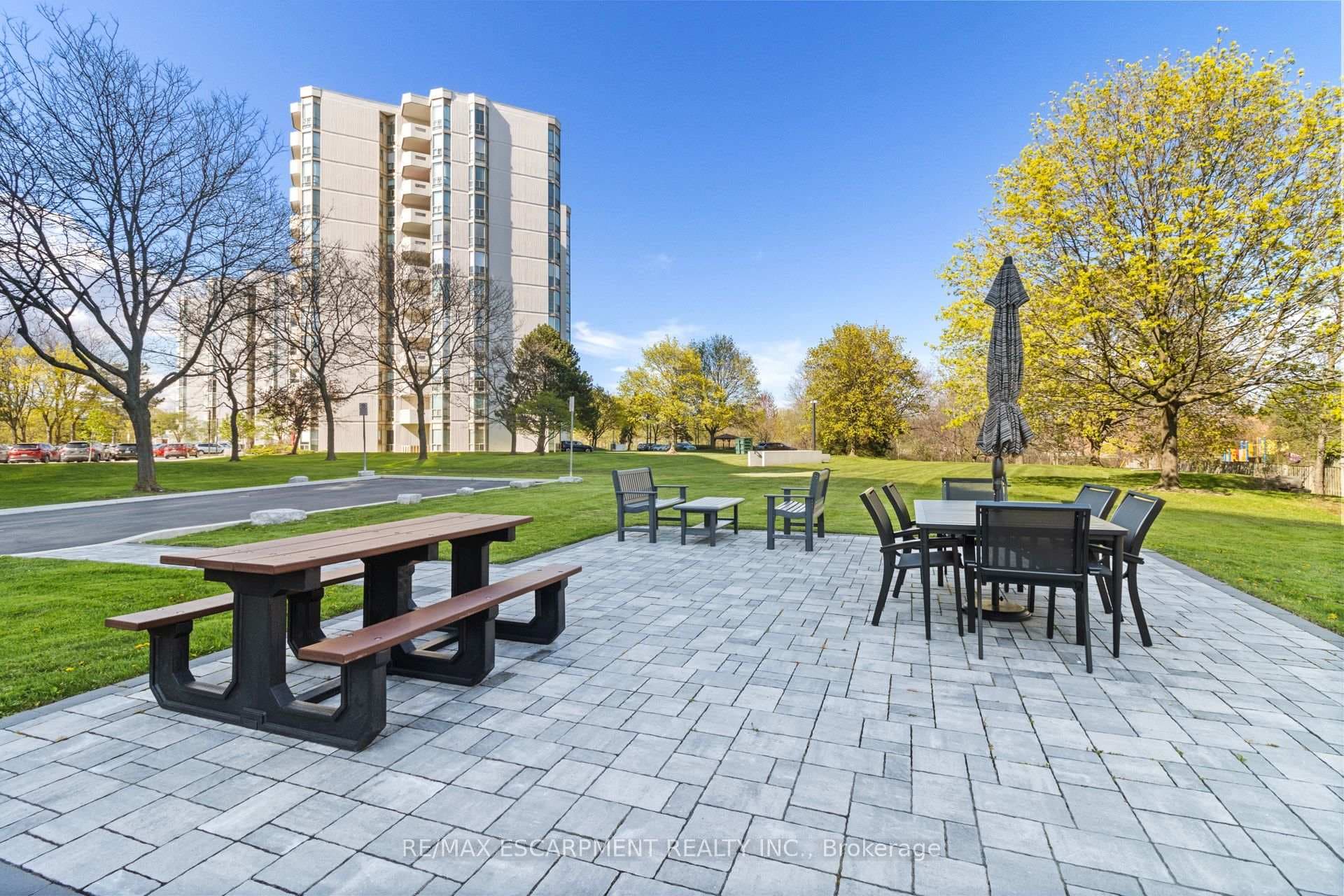5070 Pinedale Avenue Unit 302 - Condo photo 35 of 36 in Burlington, Ontario