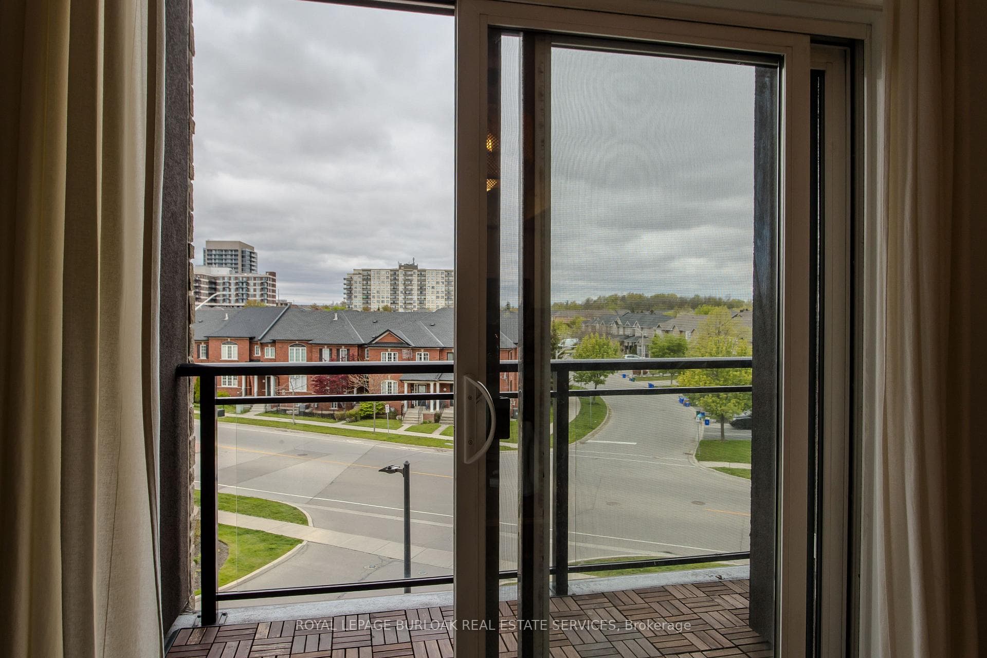5010 Corporate Drive Unit 307 - Condo photo 13 of 30 in Burlington, Ontario
