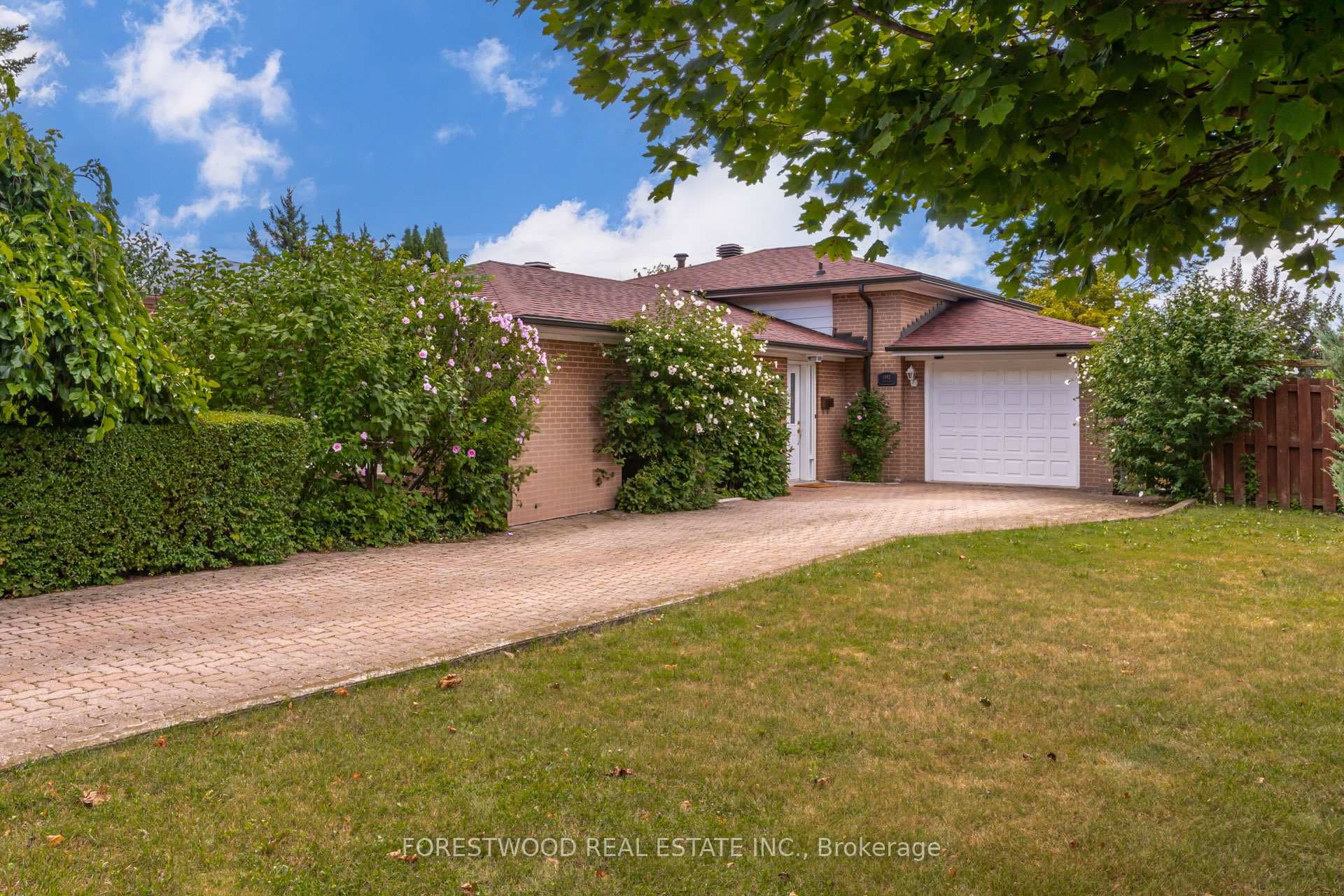 1192 Chada Avenue - home for sale in Mississauga, Ontario