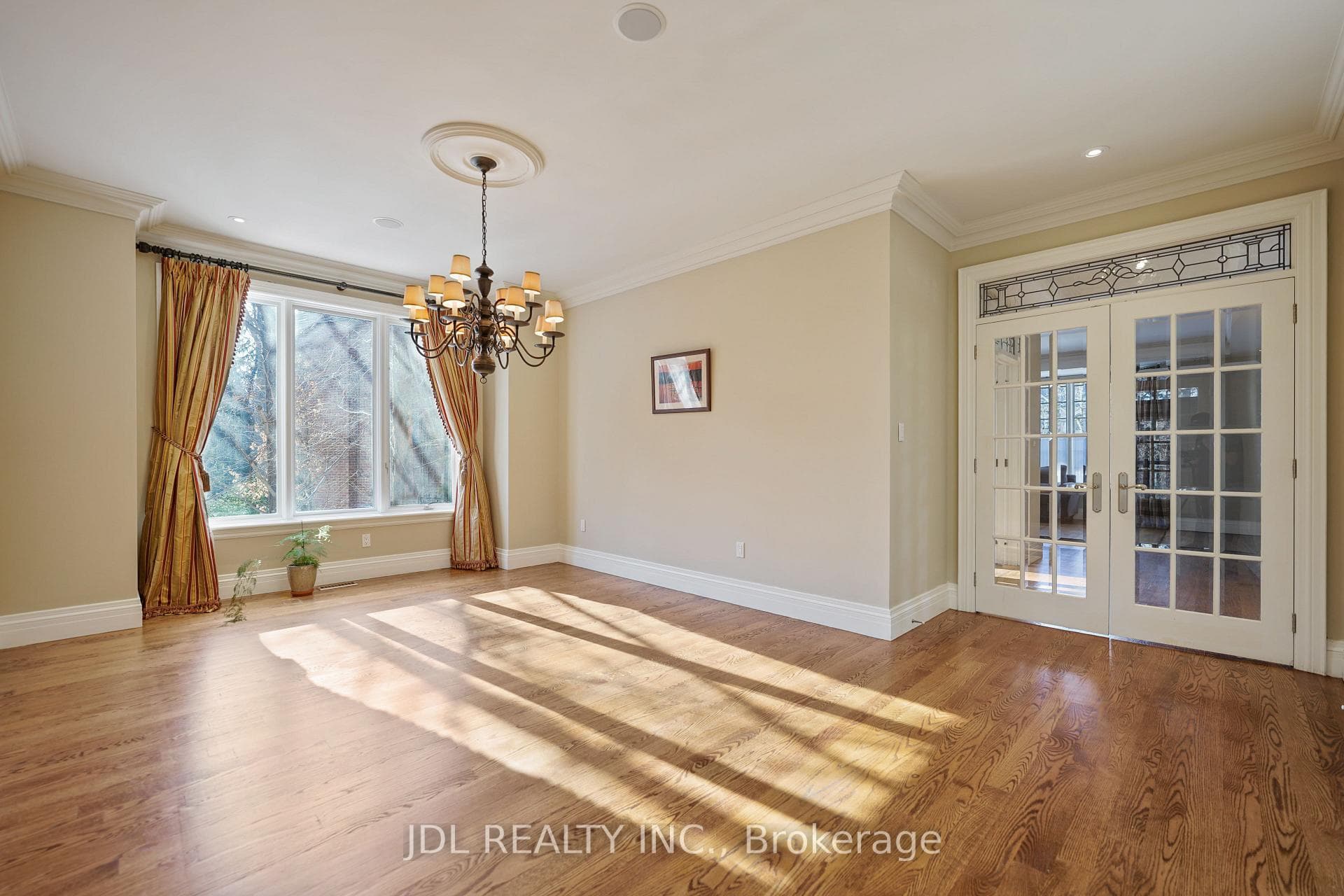 1283 Lindburgh Court - Detached photo 12 of 49 in Mississauga, Ontario