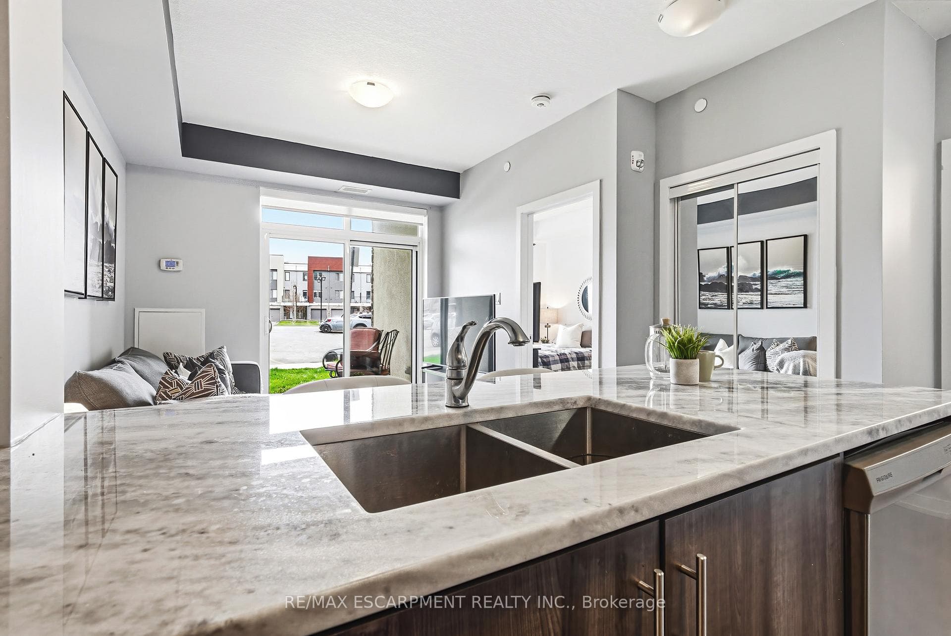 125 Shoreview Place Unit 134 - Condo photo 6 of 25 in Hamilton, Ontario