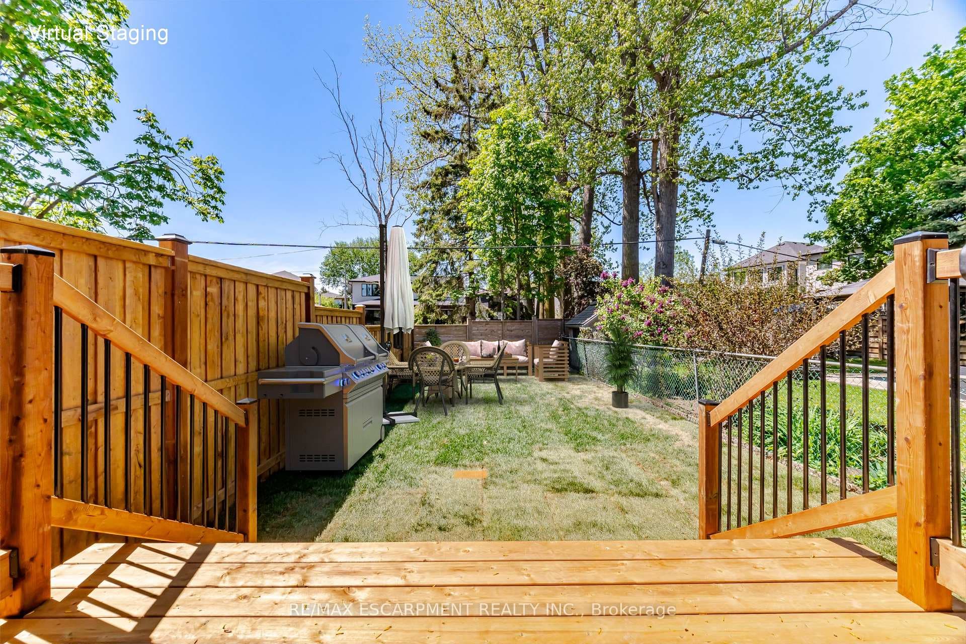 40B Maple Avenue - Semi-Detached photo 47 of 50 in Mississauga, Ontario