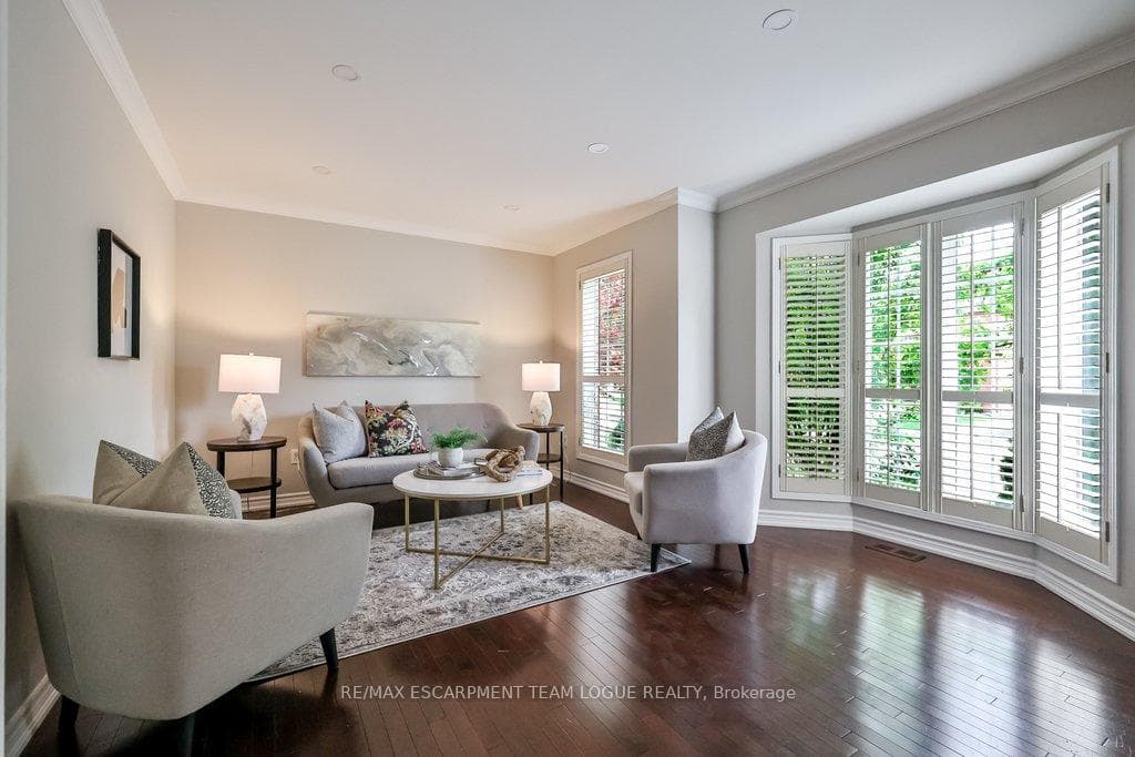 145 Westchester Road - Detached photo 7 of 50 in Oakville, Ontario