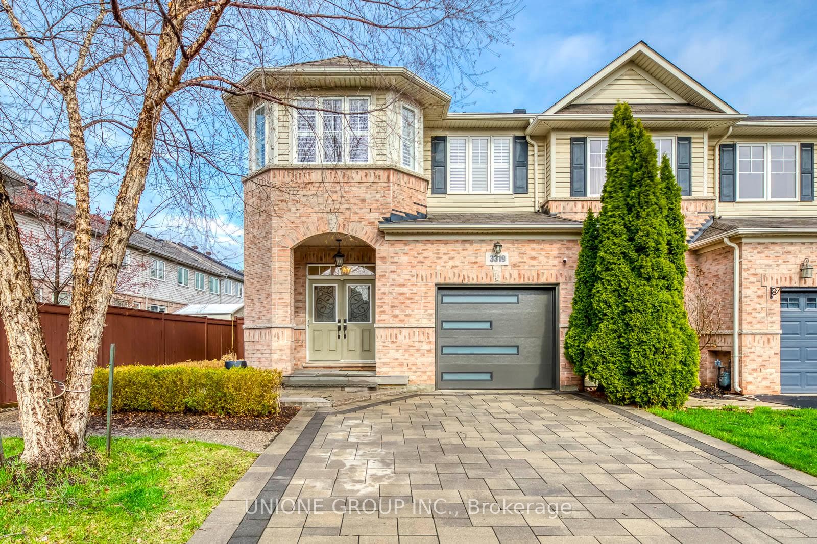 3319 Stalybridge Drive - Townhouse for sale in Glen Abbey, Ontario