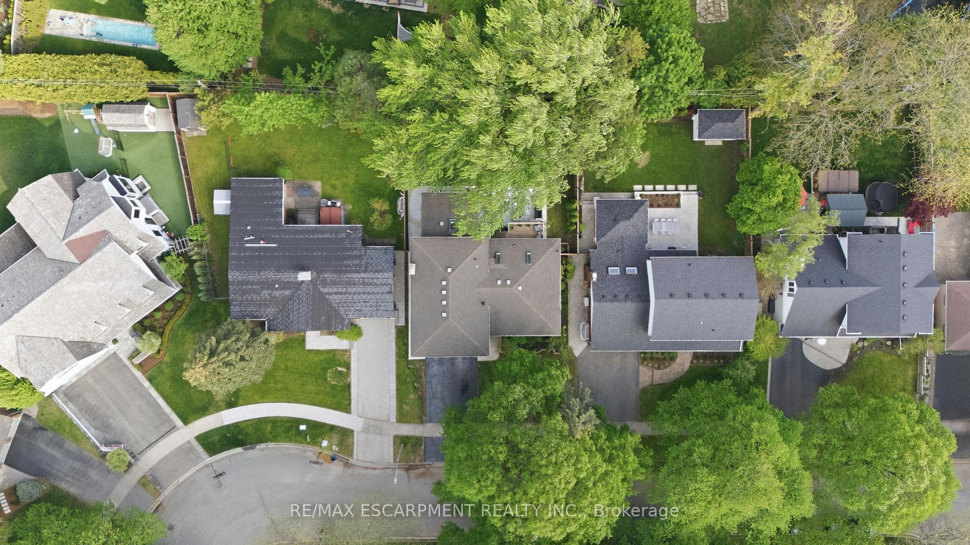 345 Rankin Drive - Detached photo 50 of 50 in Burlington, Ontario