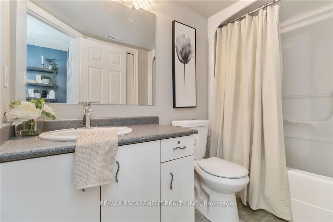 4015 Kilmer Drive Unit 110 - Condo photo 19 of 34 in Burlington, Ontario