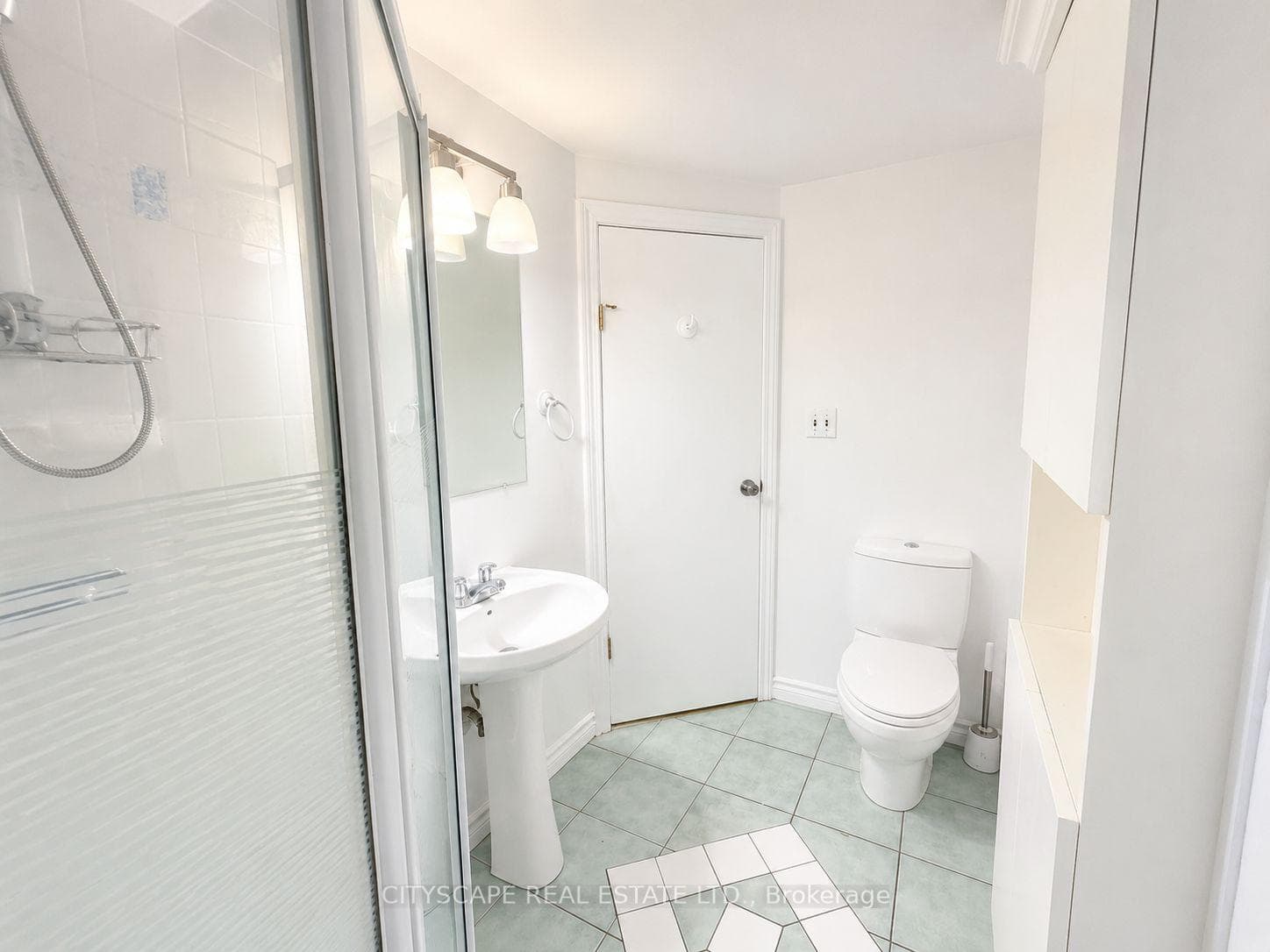 17 Rita Street - Detached photo 16 of 18 in Hamilton, Ontario
