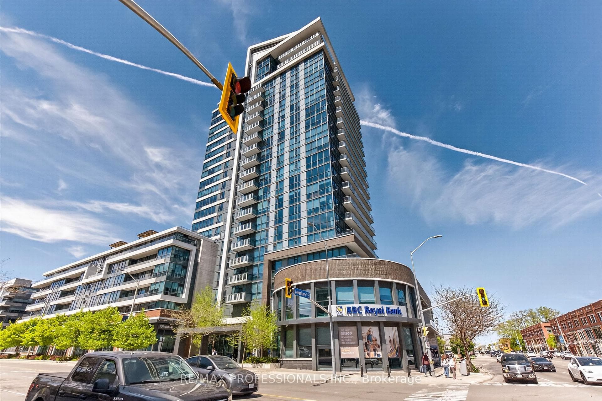 1 Hurontario Street Unit 413 - Condo for sale in Mississauga