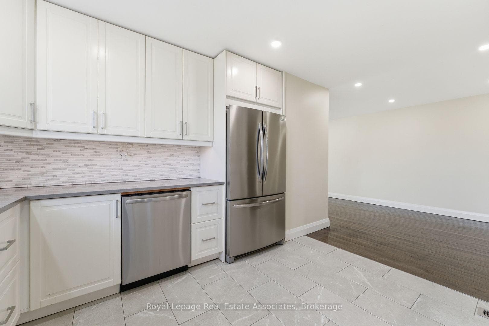 2362 Greenbank Trail - Semi-Detached photo 16 of 50 in Burlington, Ontario