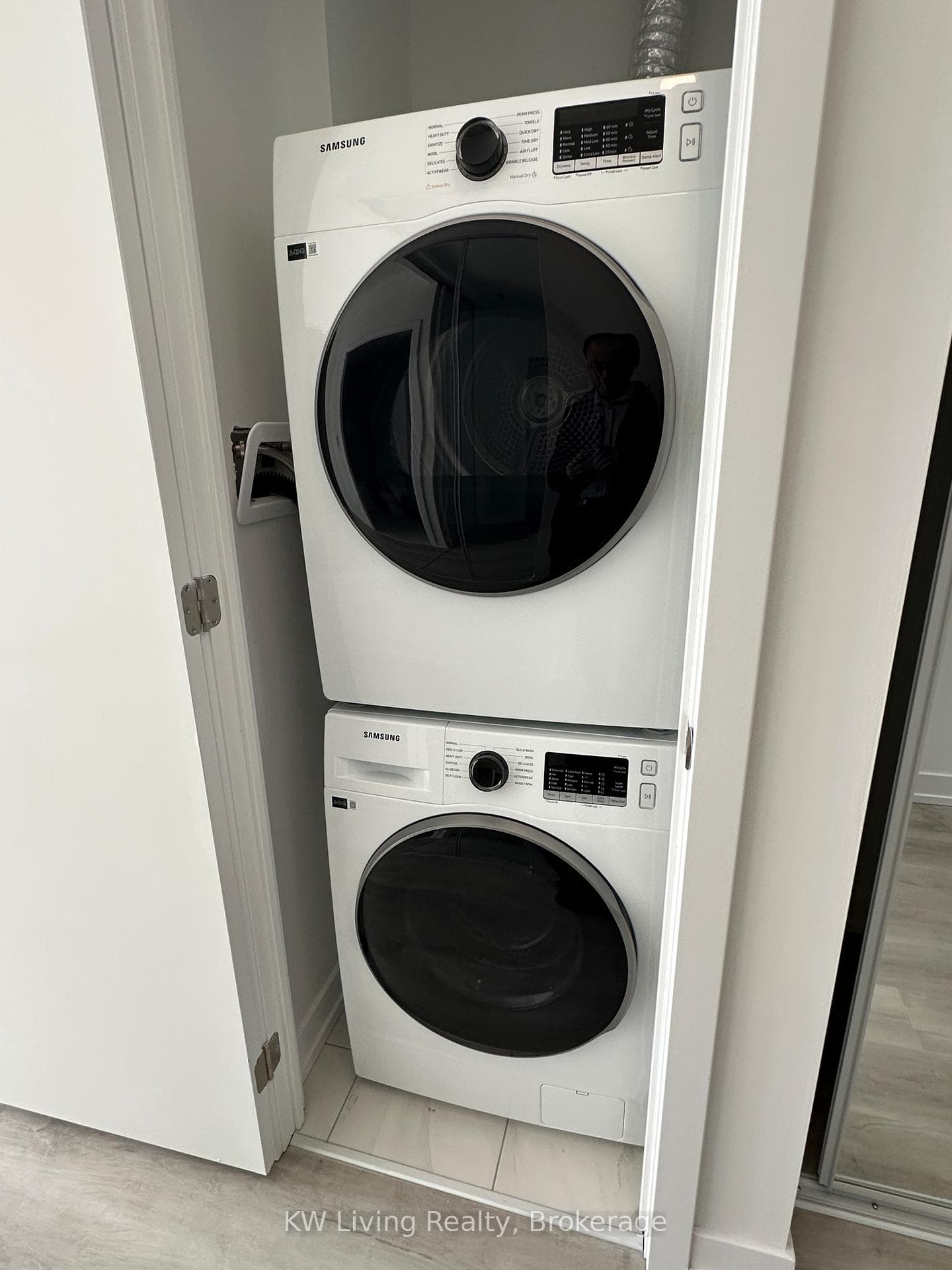 28 Eastern Avenue Unit 616 - Condo photo 17 of 19 in Regent Park / Cabbagetown / St. James Town, Ontario