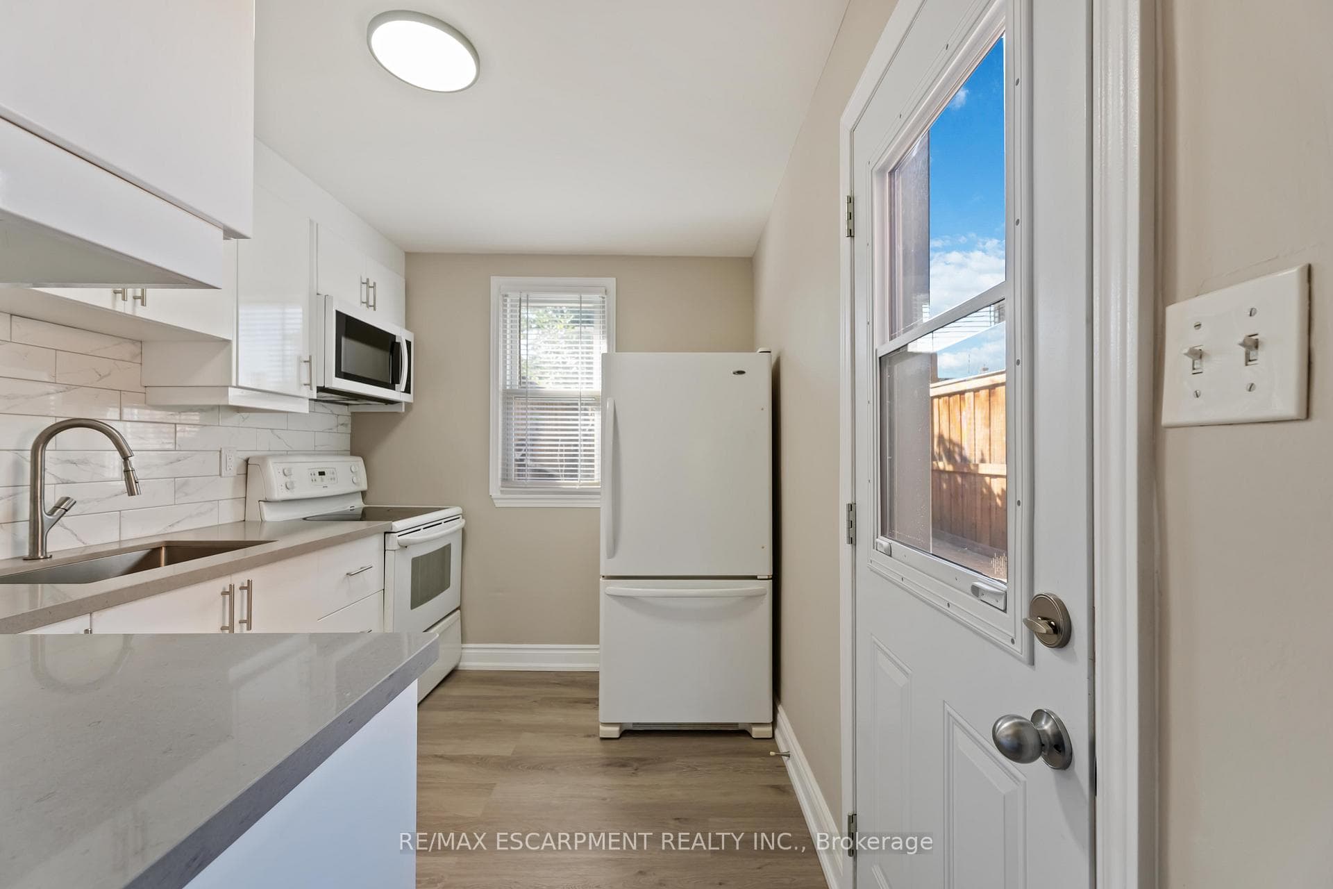 187 Barton Street - Semi-Detached photo 6 of 21 in Hamilton, Ontario