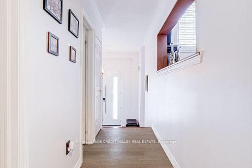 1193 Knight Trail - Detached photo 4 of 26 in Milton, Ontario