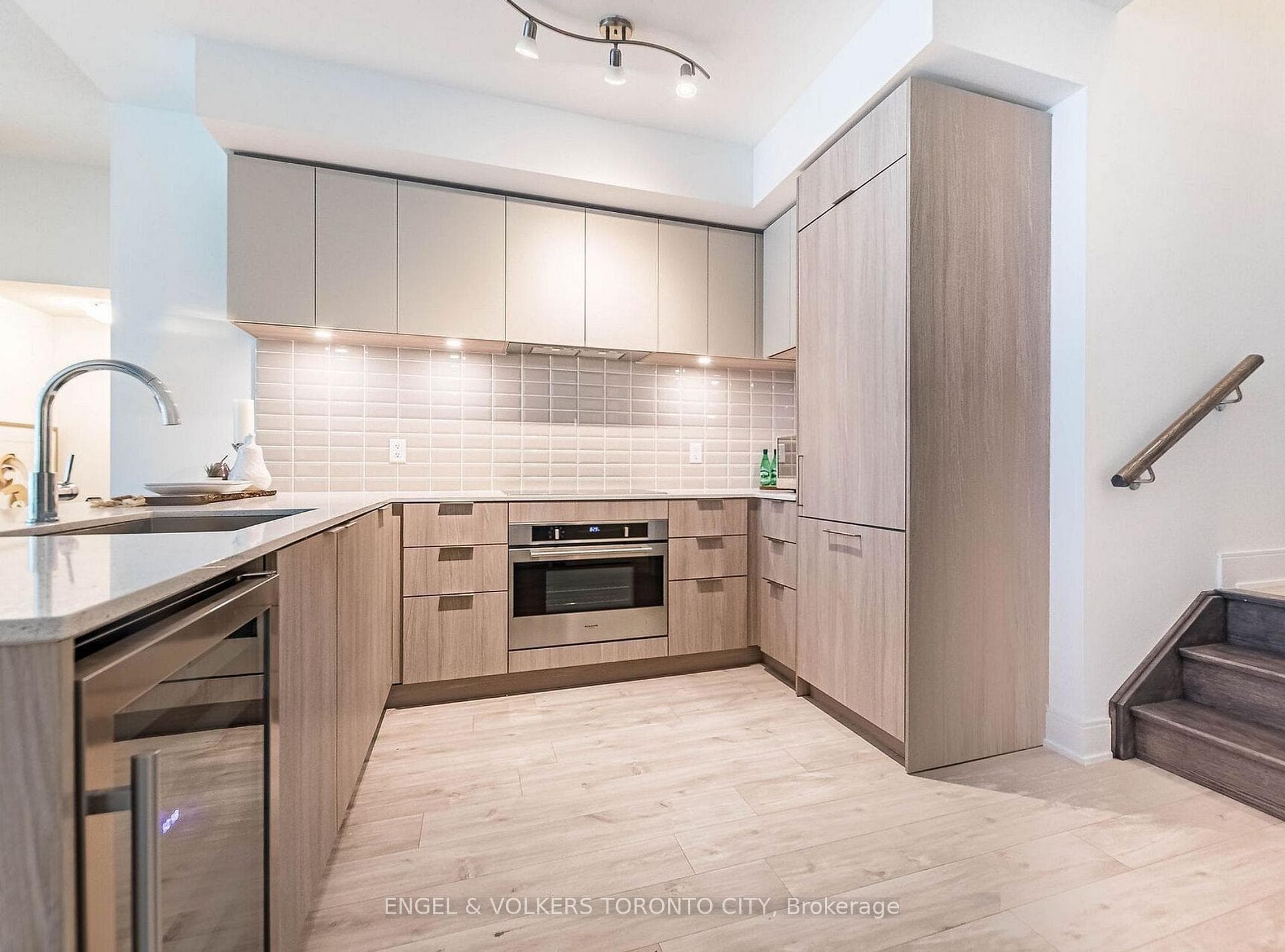 70 Annie Craig Drive Unit TH104 - Condo photo 10 of 22 in Liberty Village / Parkdale / South Parkdale, Ontario
