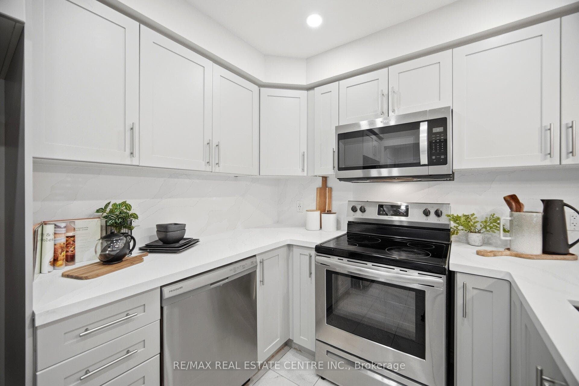 1000 Asleton Boulevard Unit 57 - Townhouse photo 17 of 33 in Milton, Ontario