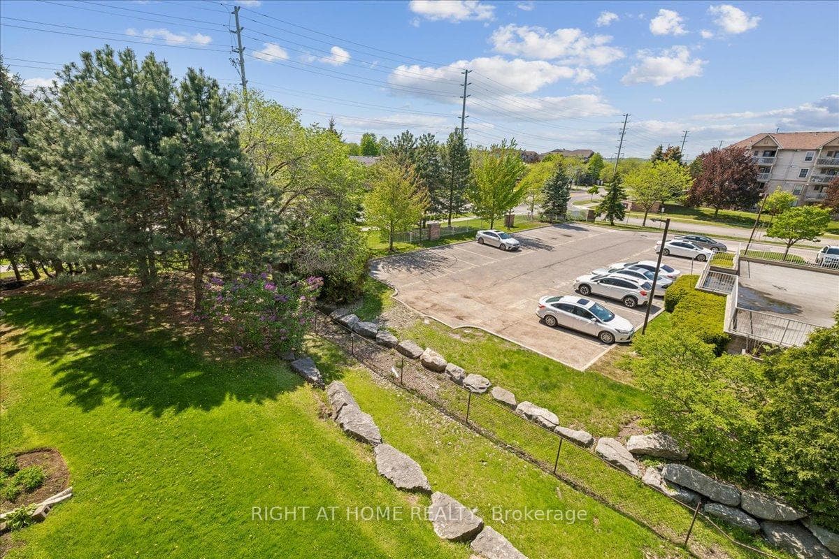 1451 Walker's Line Unit Unit # 312 - Condo photo 20 of 47 in Burlington, Ontario