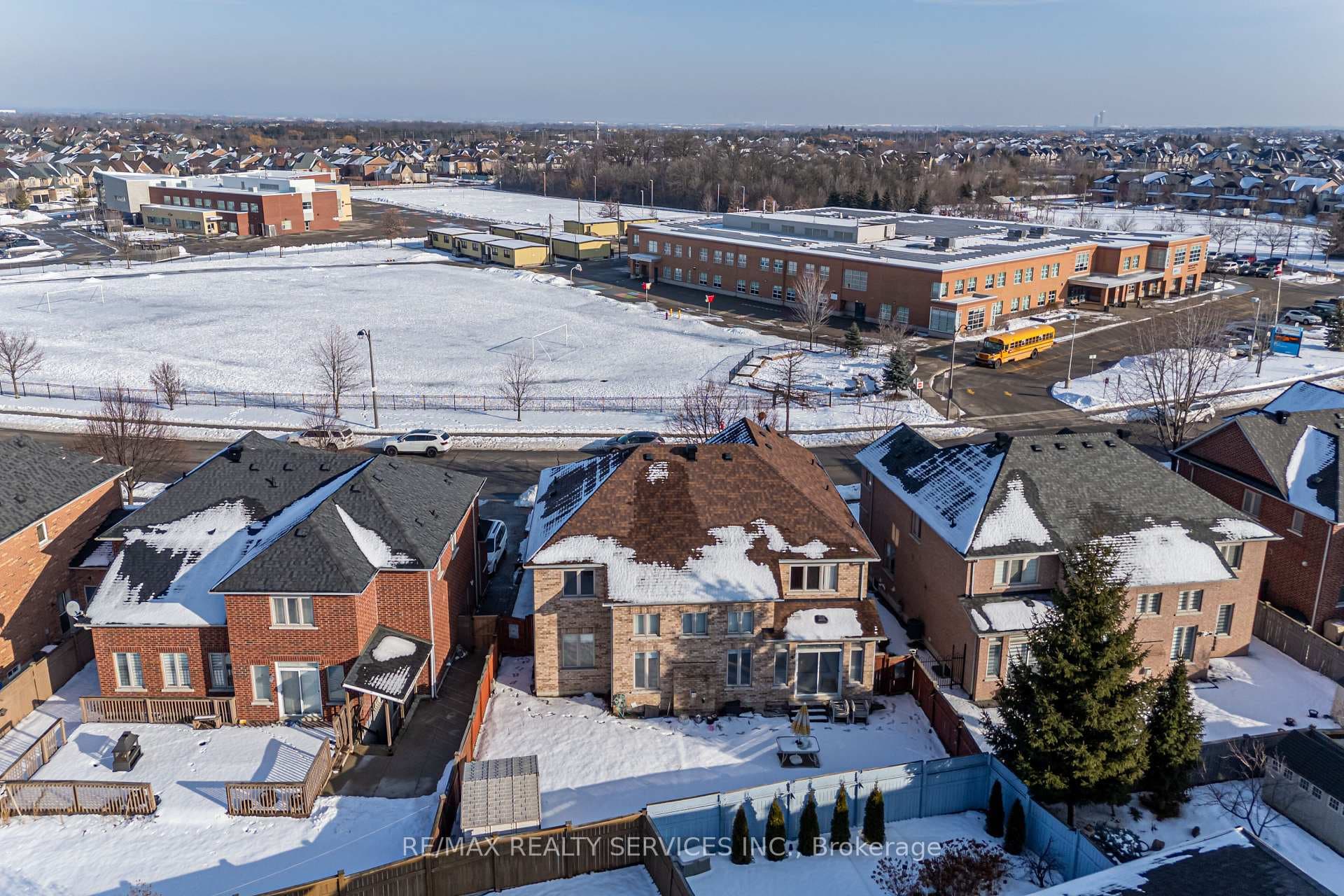 52 Mount Royal Circle - Detached photo 39 of 43 in Brampton, Ontario