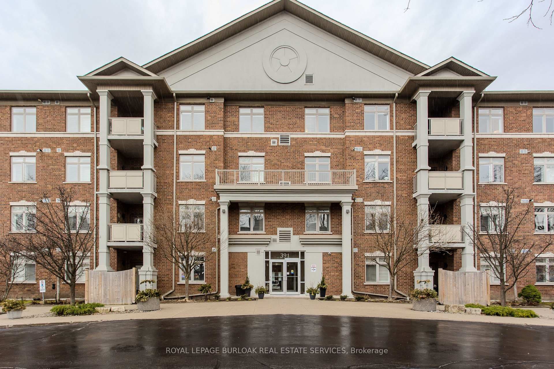 391 Plains Road Unit 412 - Condo for sale in Tyandaga, Ontario