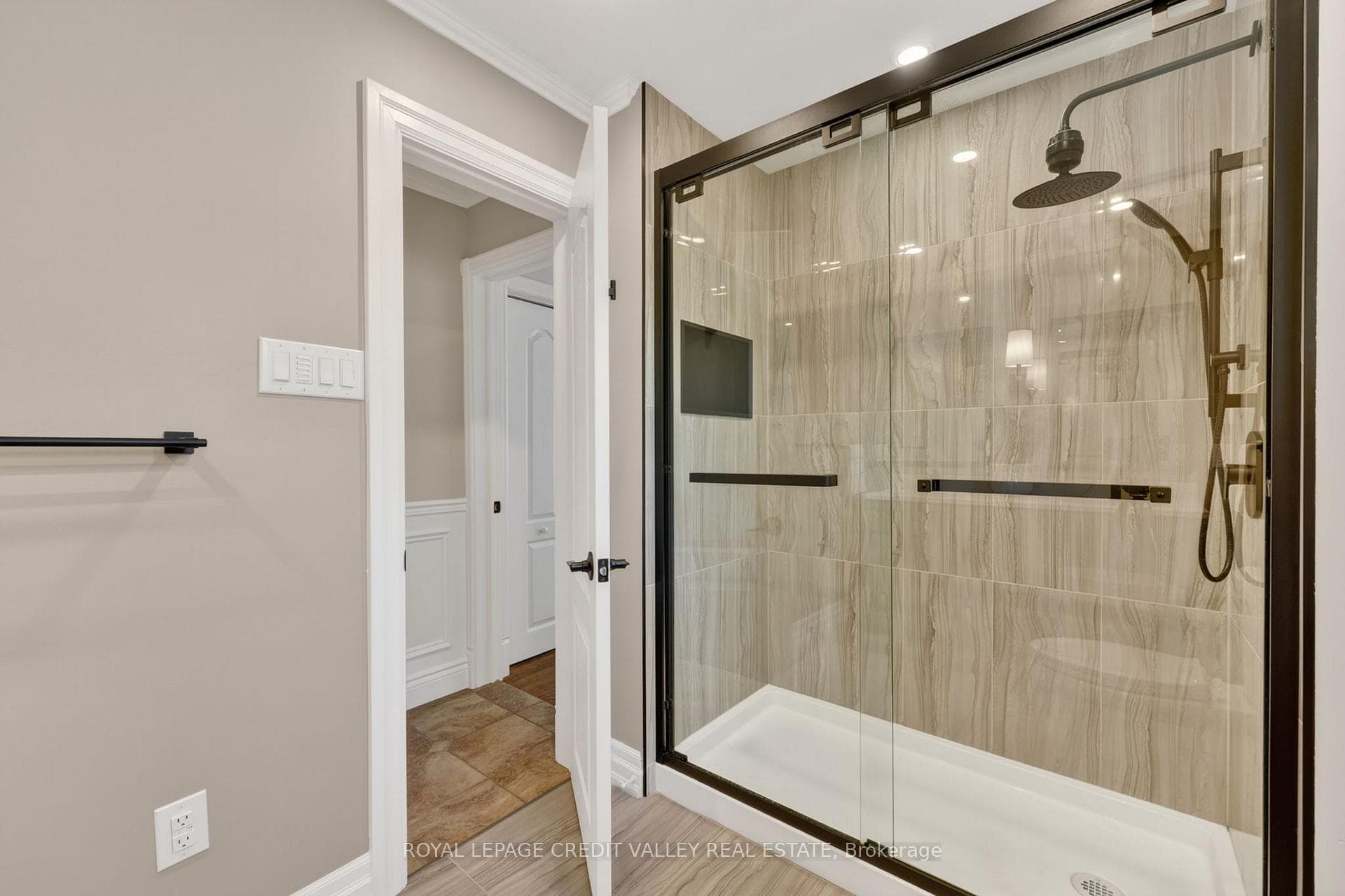 52 Terra Cotta Crescent - Detached photo 24 of 50 in Brampton, Ontario