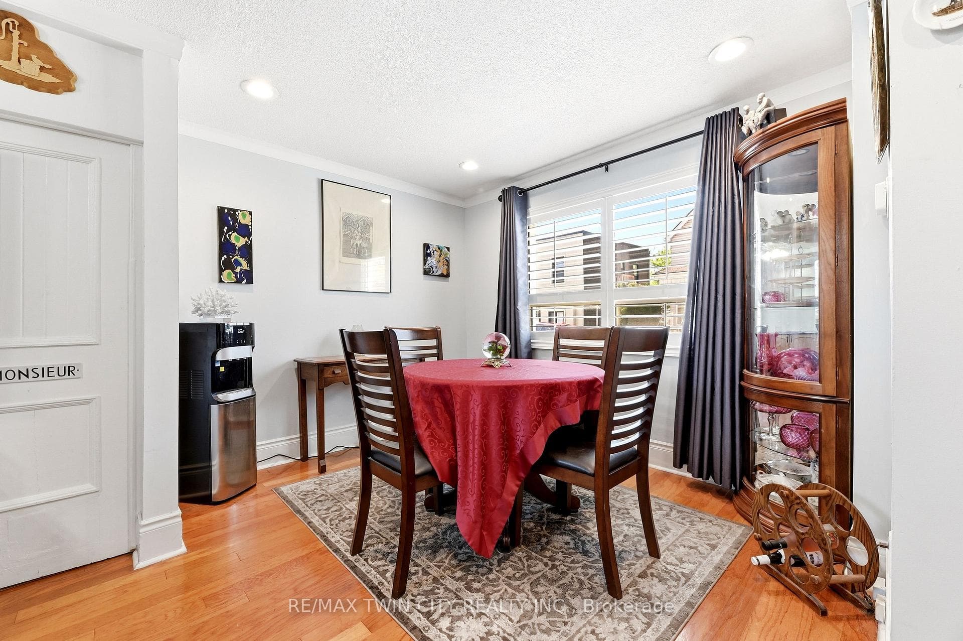 23 Britannia Avenue - Detached photo 5 of 35 in Hamilton, Ontario