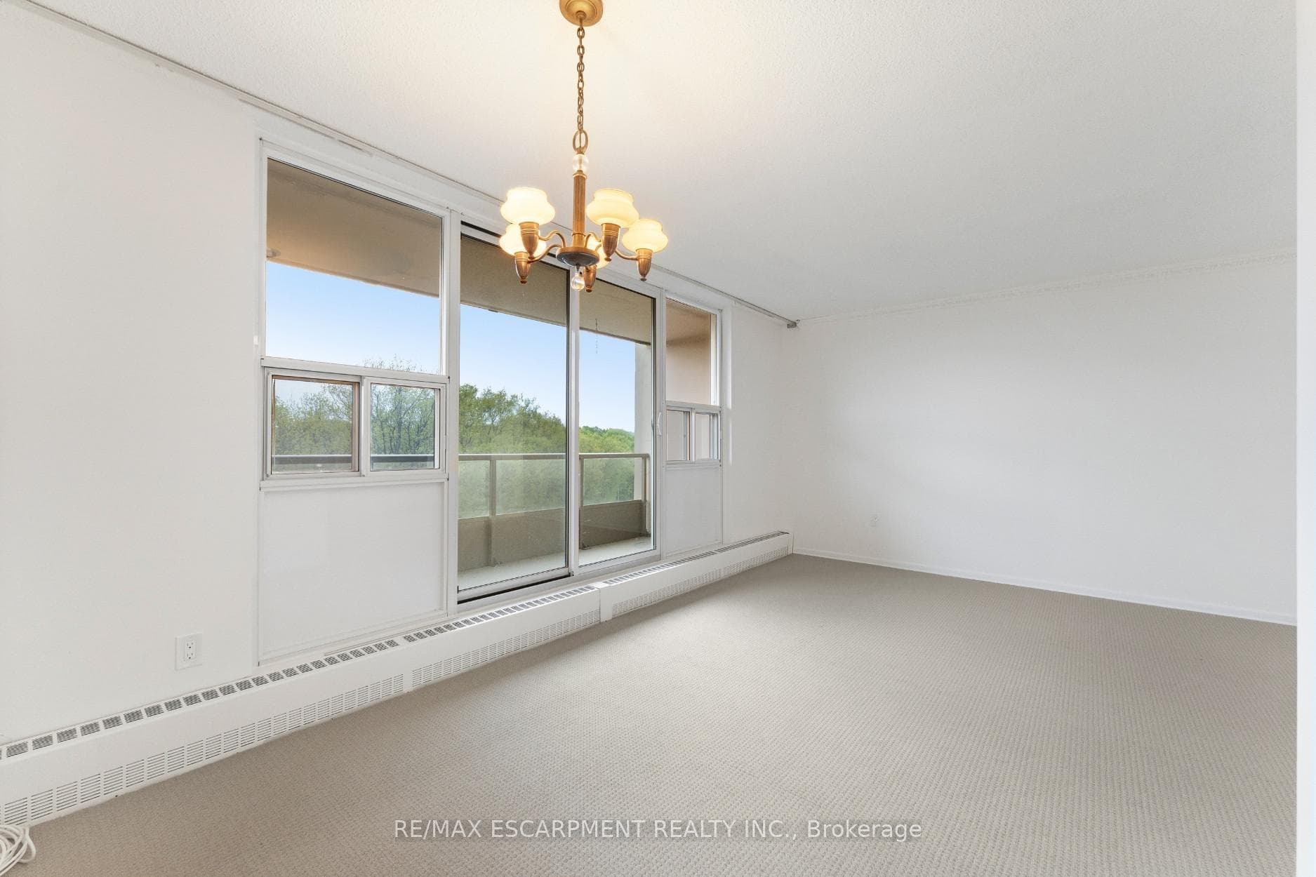 1964 MAIN Street Unit 1104 - Condo photo 11 of 43 in Hamilton, Ontario
