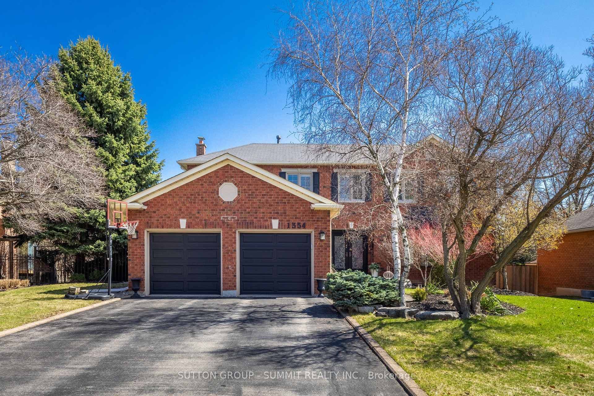 1354 Winterberry Drive - Detached for sale in Aldershot, Ontario