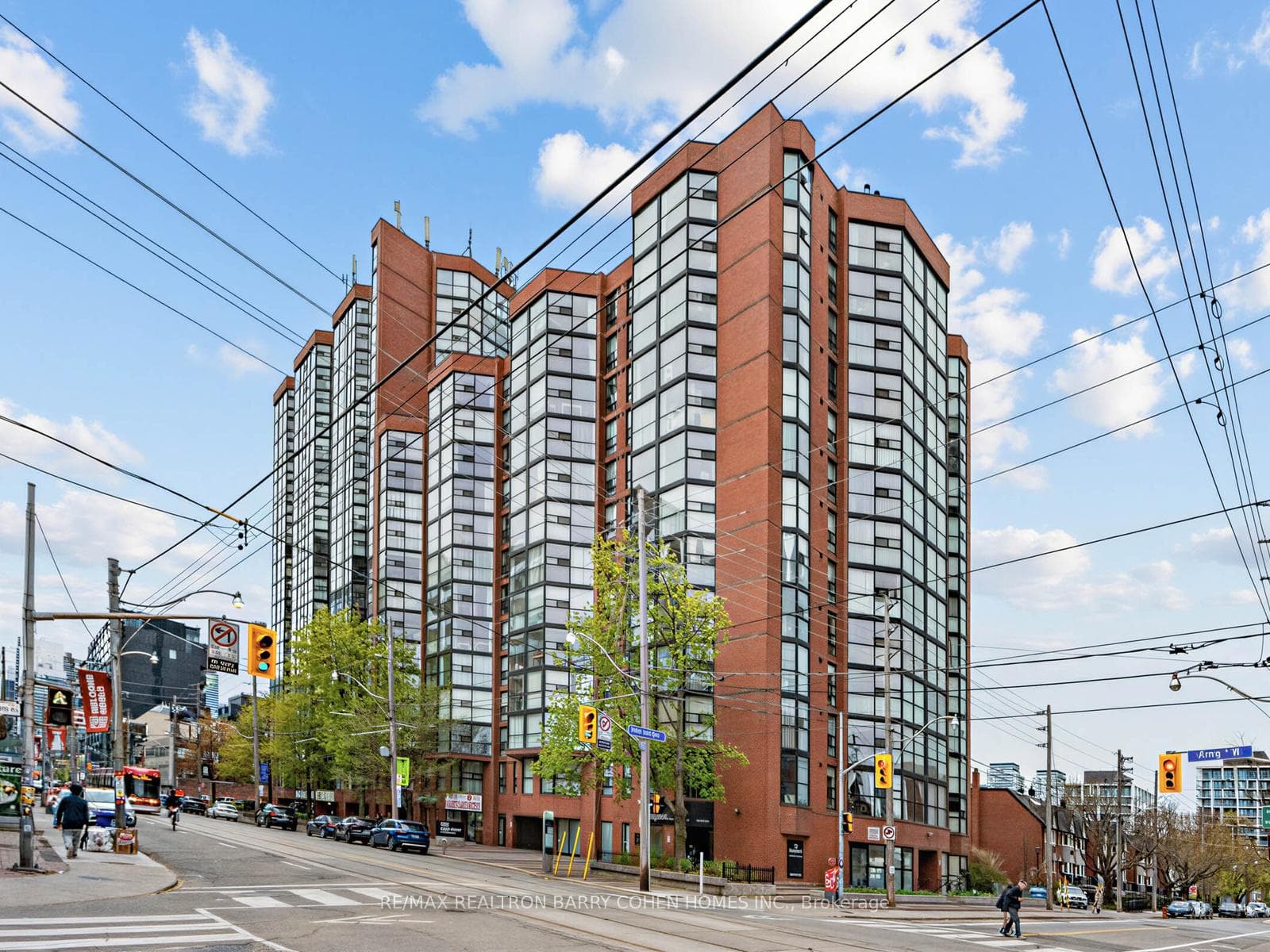 725 King Street Unit 303 - home for sale in Downtown Toronto / Waterfront, Ontario