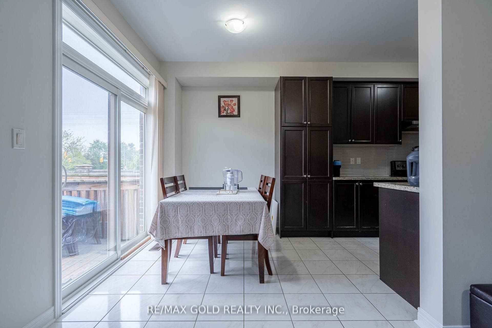 65 Villadowns Trail - Townhouse photo 10 of 30 in Brampton, Ontario